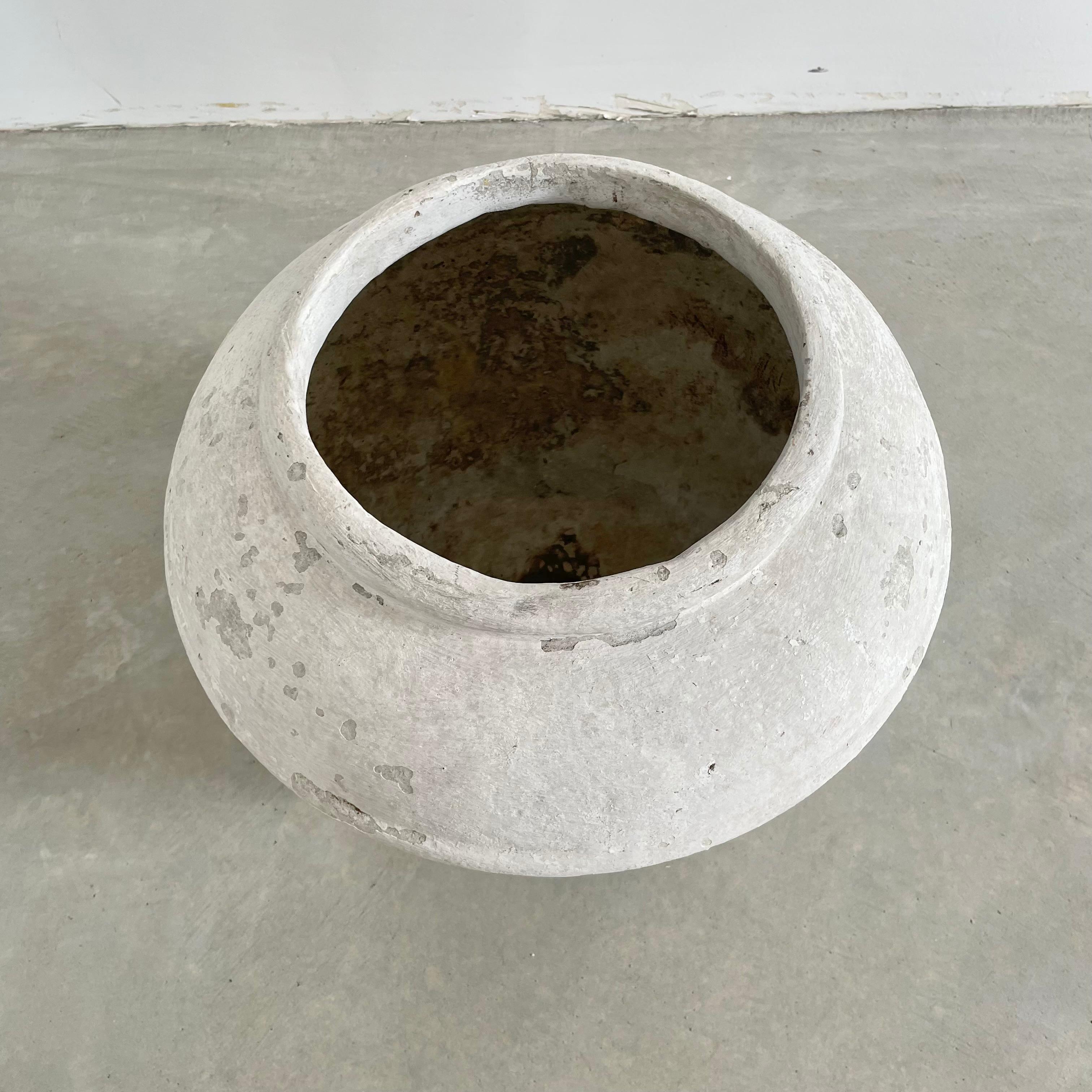 Swiss Willy Guhl White Concrete Vase