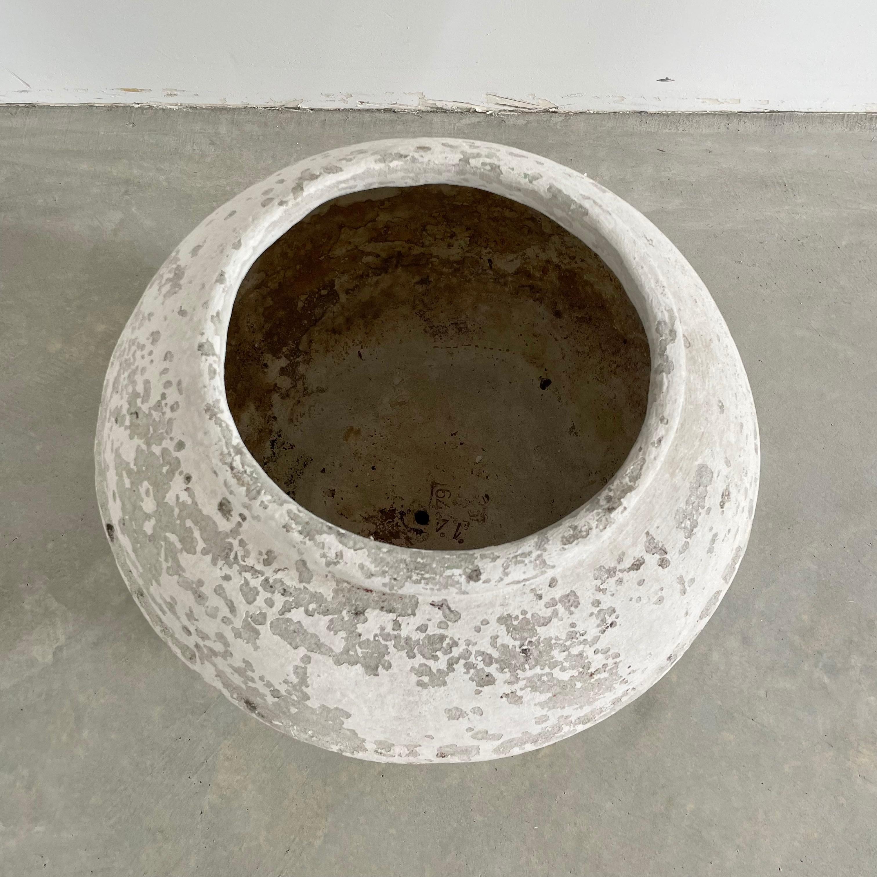 Mid-20th Century Willy Guhl White Concrete Vase