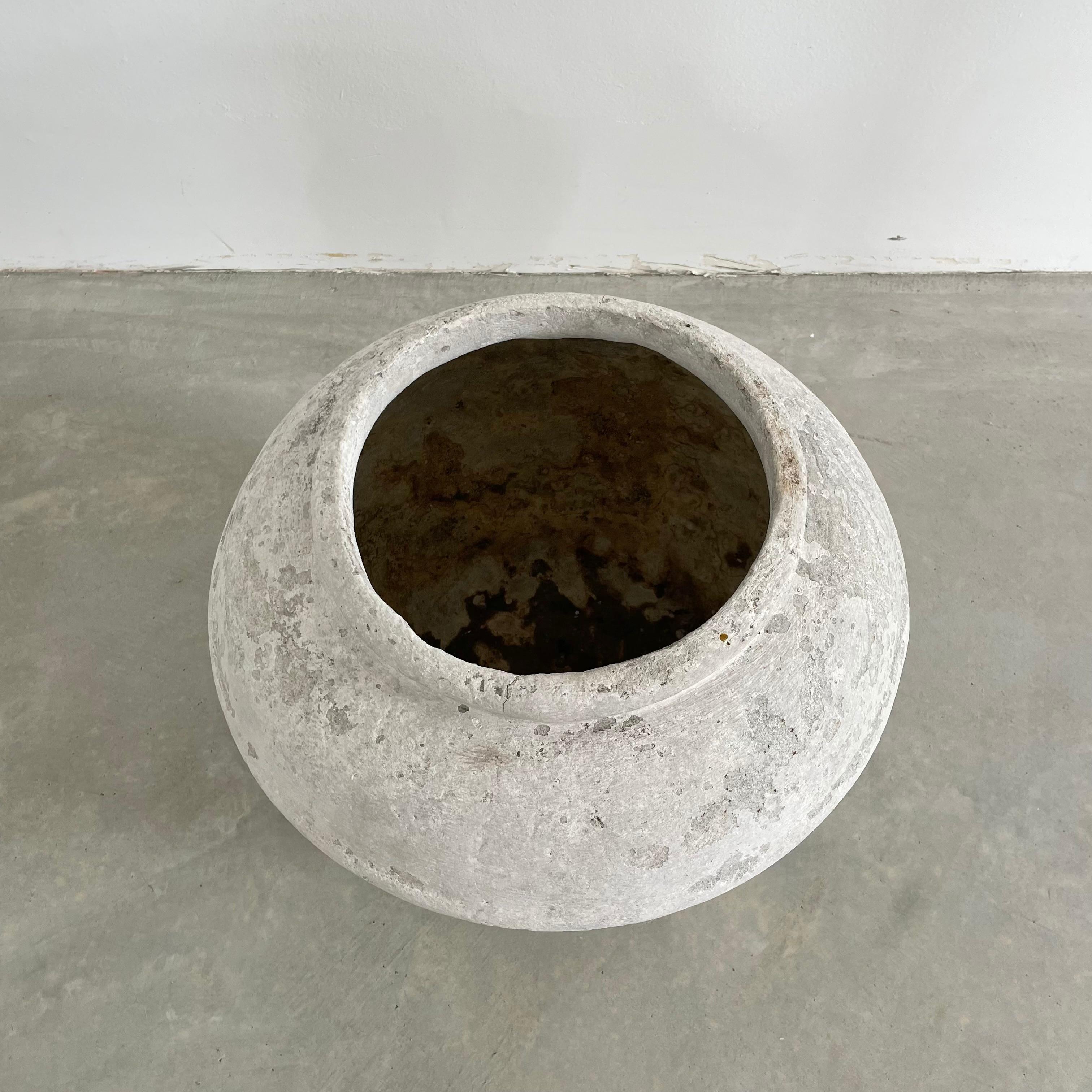 Willy Guhl White Concrete Vase 1