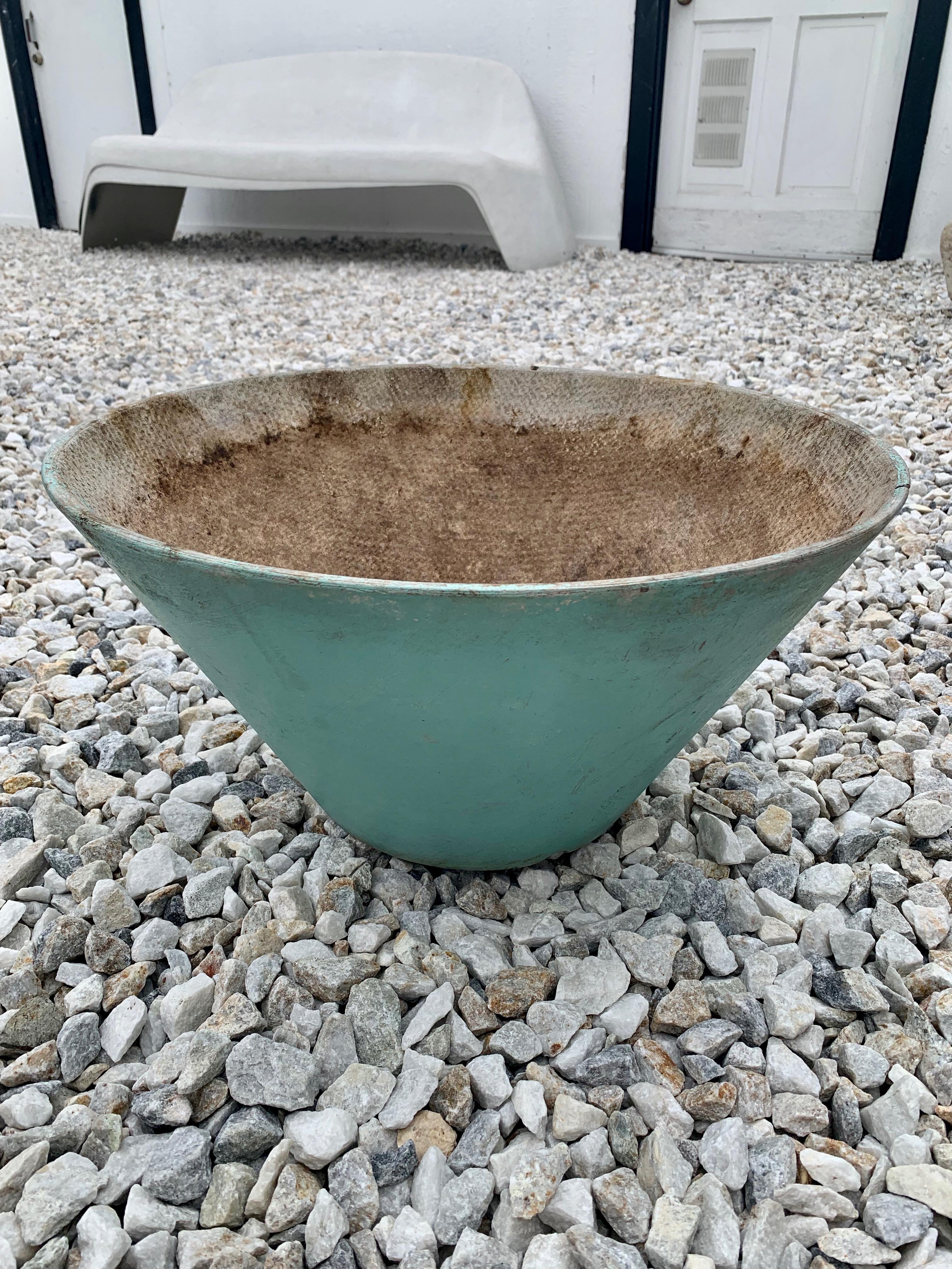 Willy Guhl Cone Shaped Planters In Good Condition In Los Angeles, CA