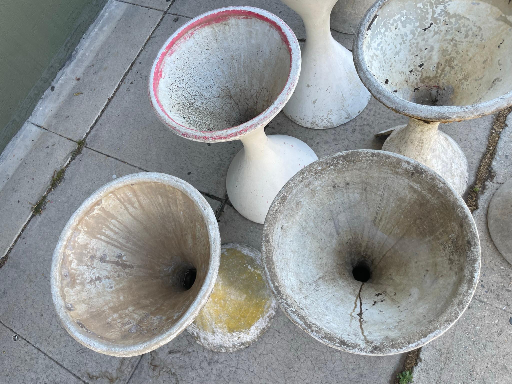 Mid-Century Modern Willy Guhl Diabolo Planters For Sale