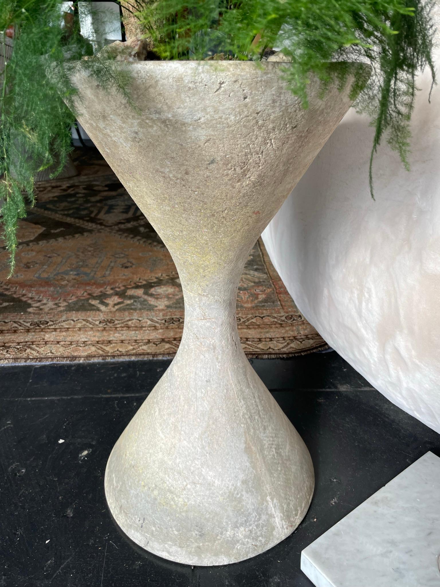 Willy Guhl Diabolo Planters In Good Condition For Sale In Los Angeles, CA