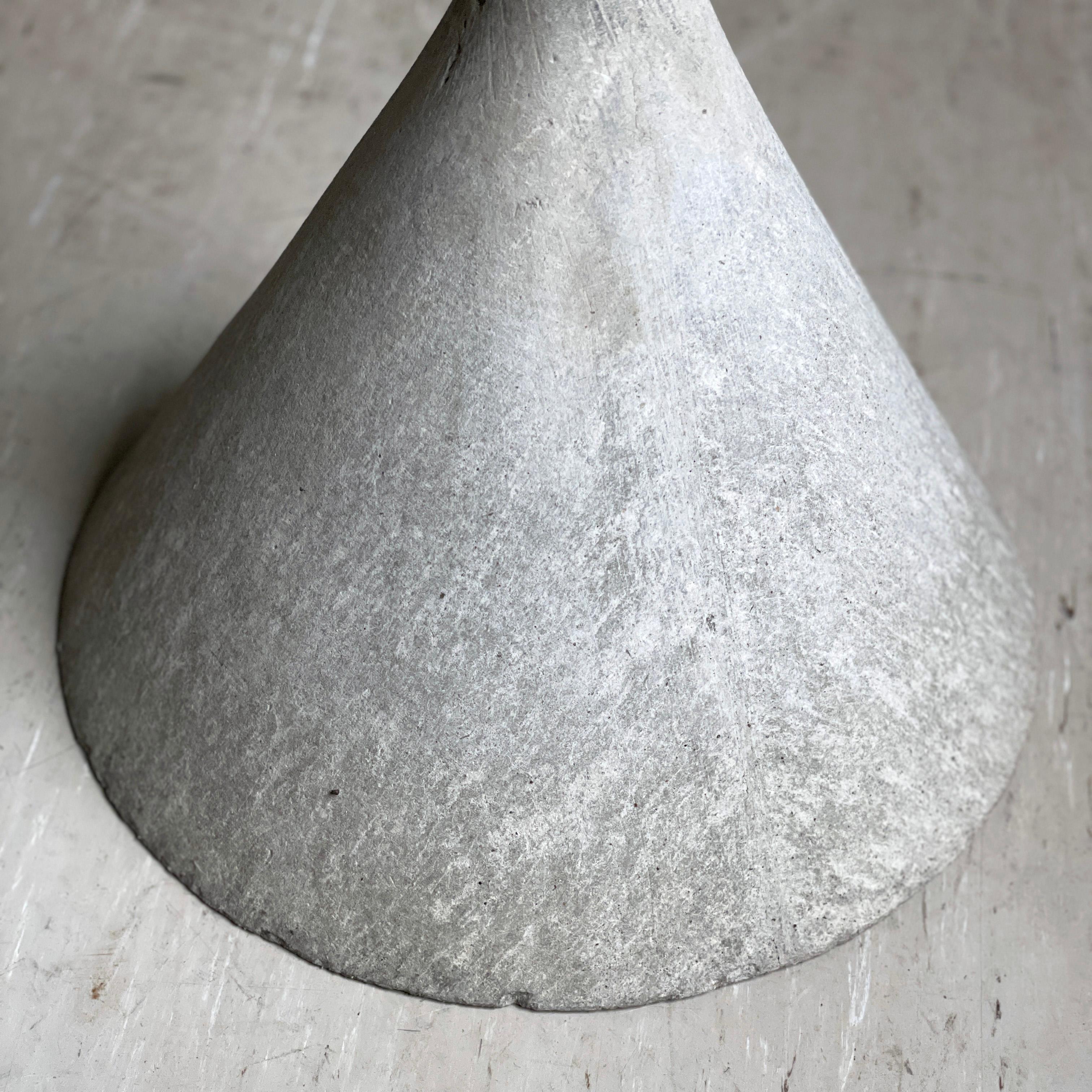 Willy Guhl 'Diabolo' Spindel Planter - Eternit AG, Switzerland For Sale 4
