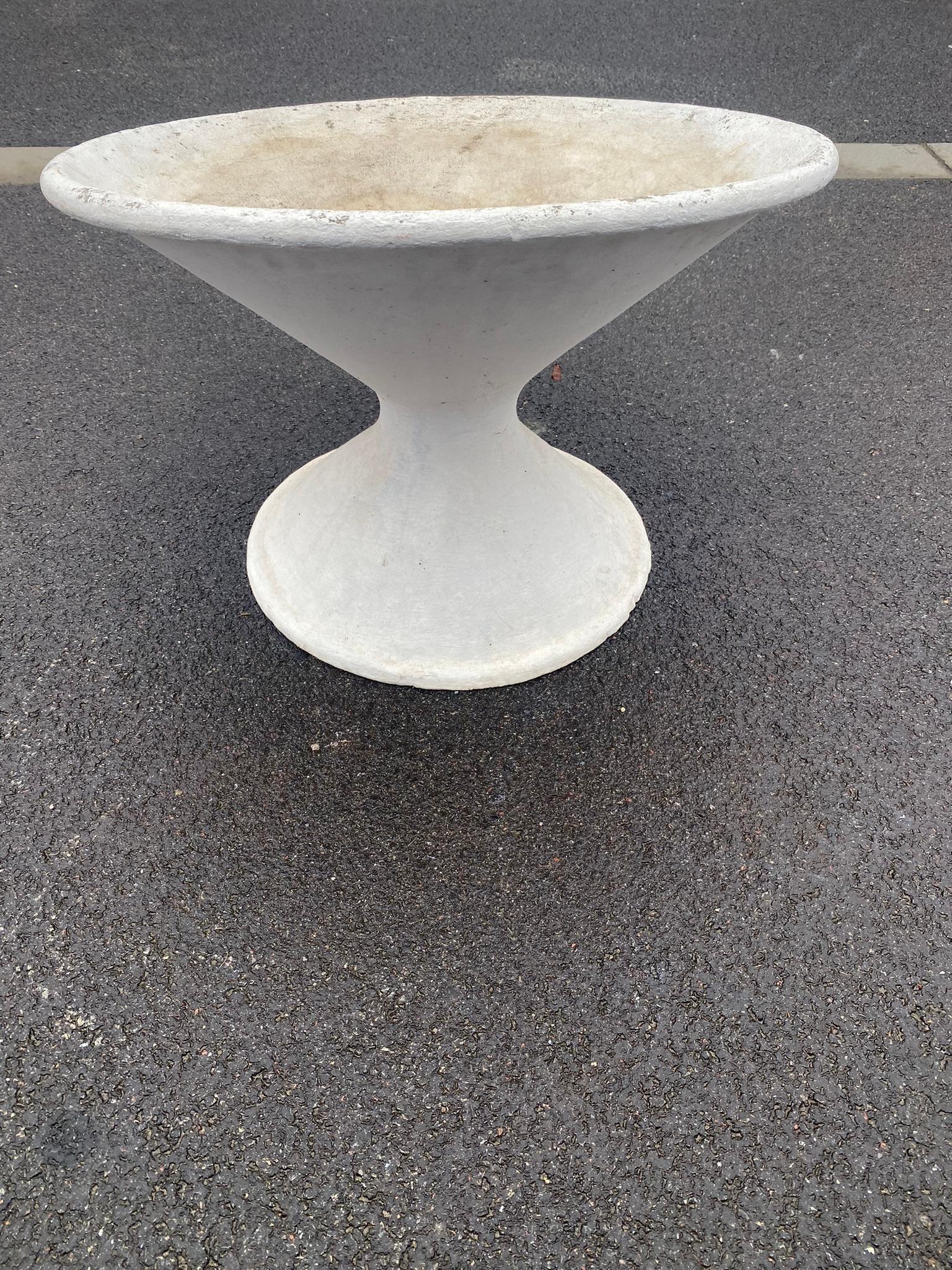 Willy Guhl for Eternit Concrete Planters For Sale 2