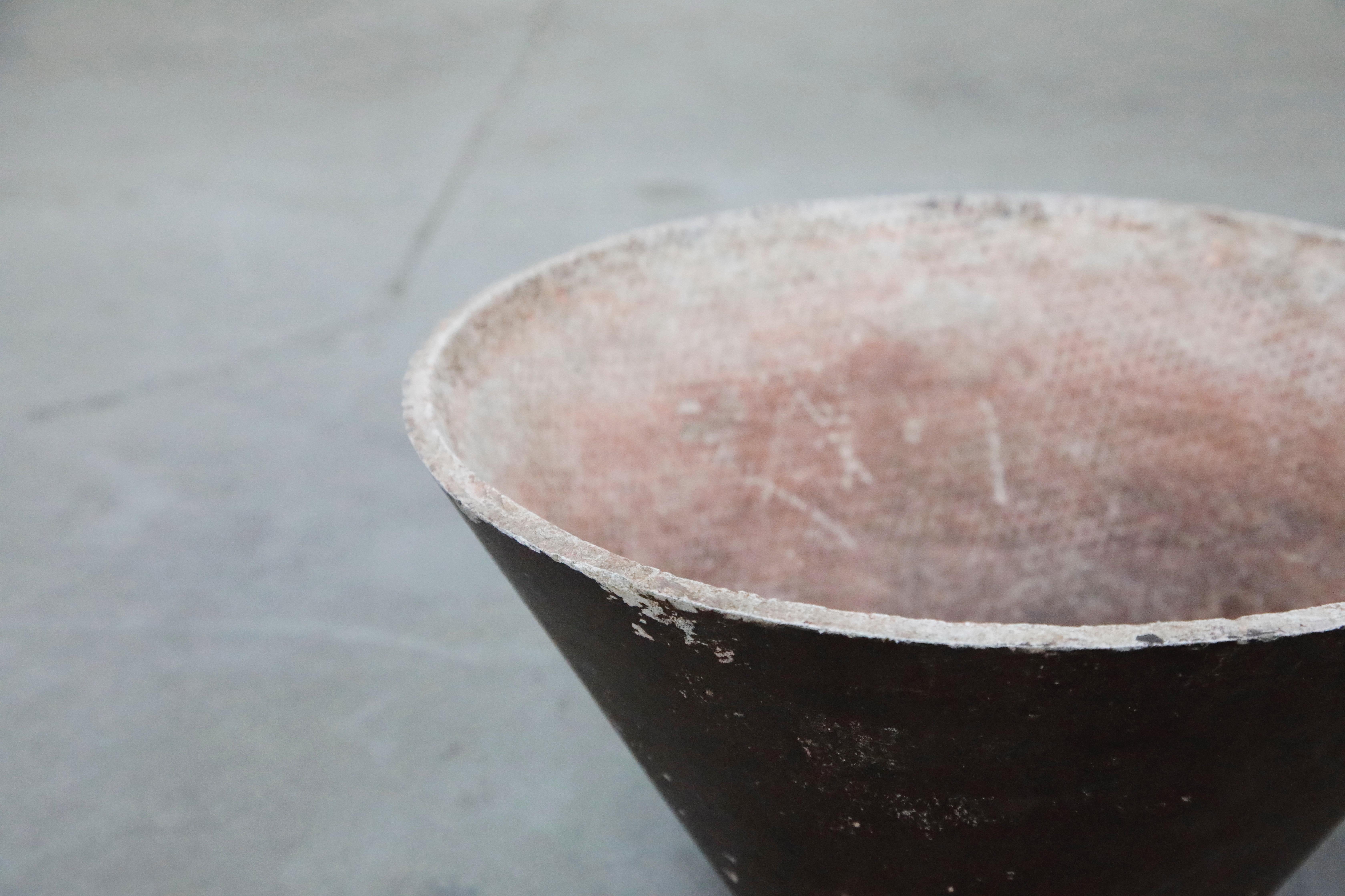 Mid-20th Century Willy Guhl for Eternit Cone Concrete Planter in Burgundy, circa 1968, Signed For Sale