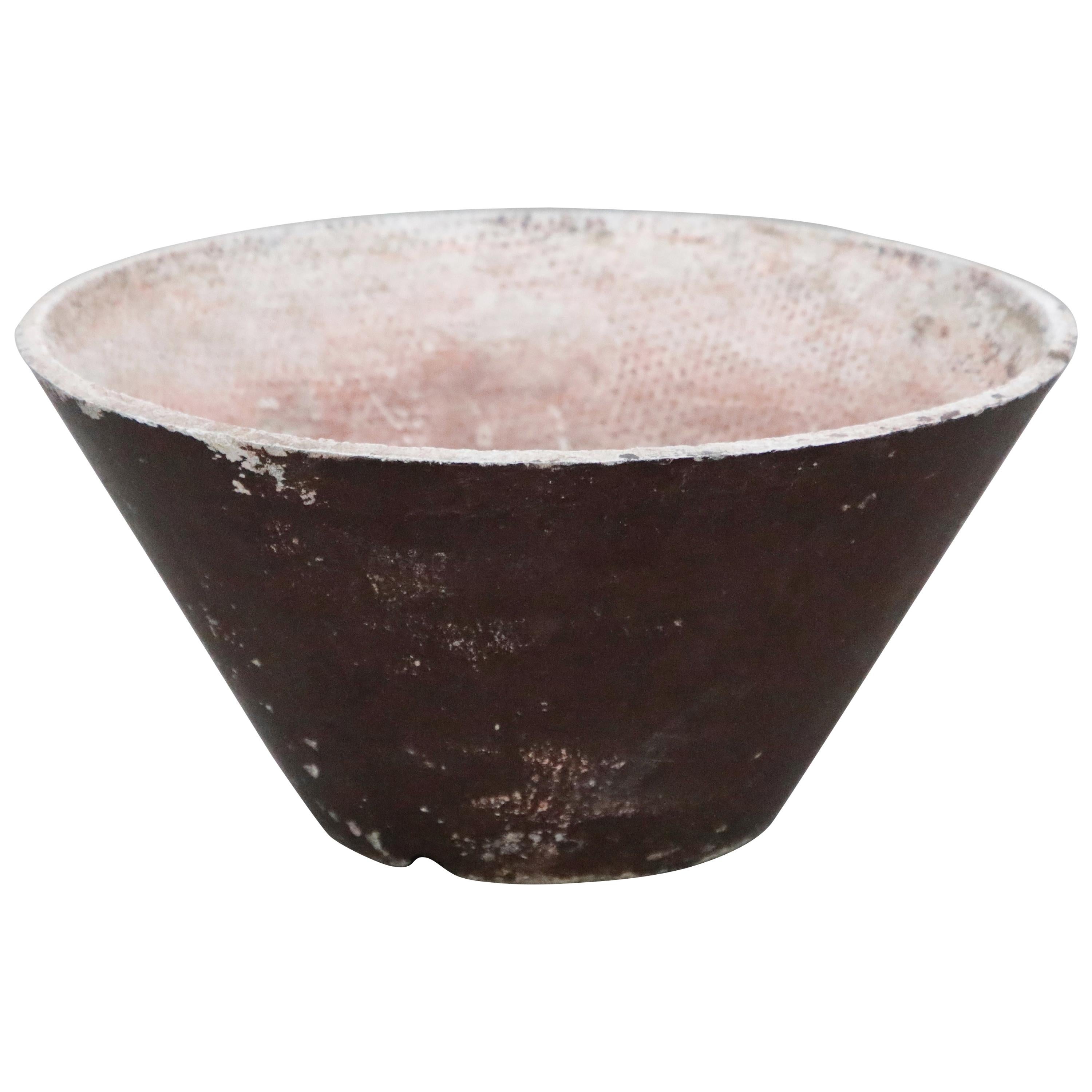 Willy Guhl for Eternit Cone Concrete Planter in Burgundy, circa 1968, Signed For Sale