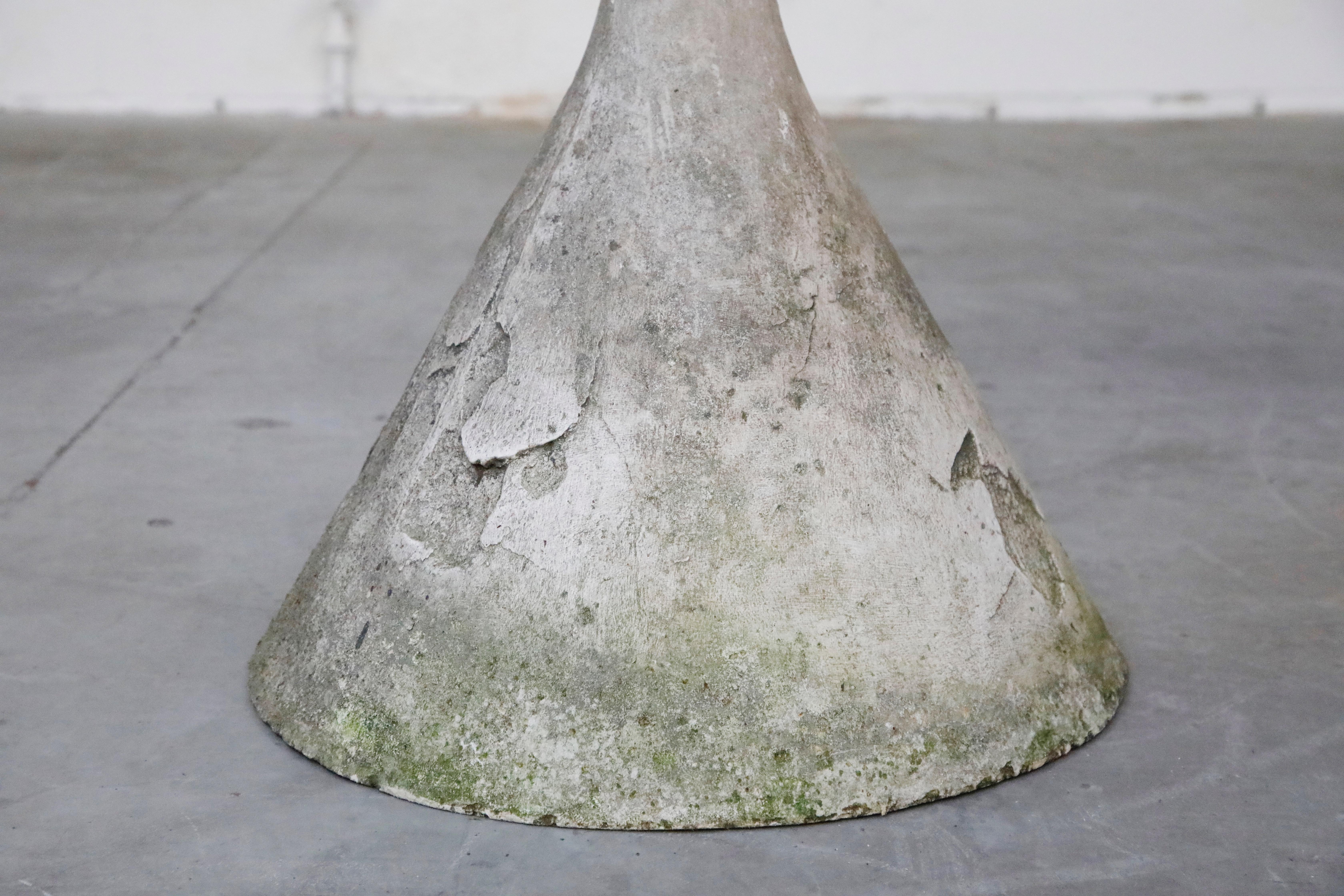Willy Guhl for Eternit Extra-Large 'Diablo' Hourglass Concrete Planter, c. 1968 8
