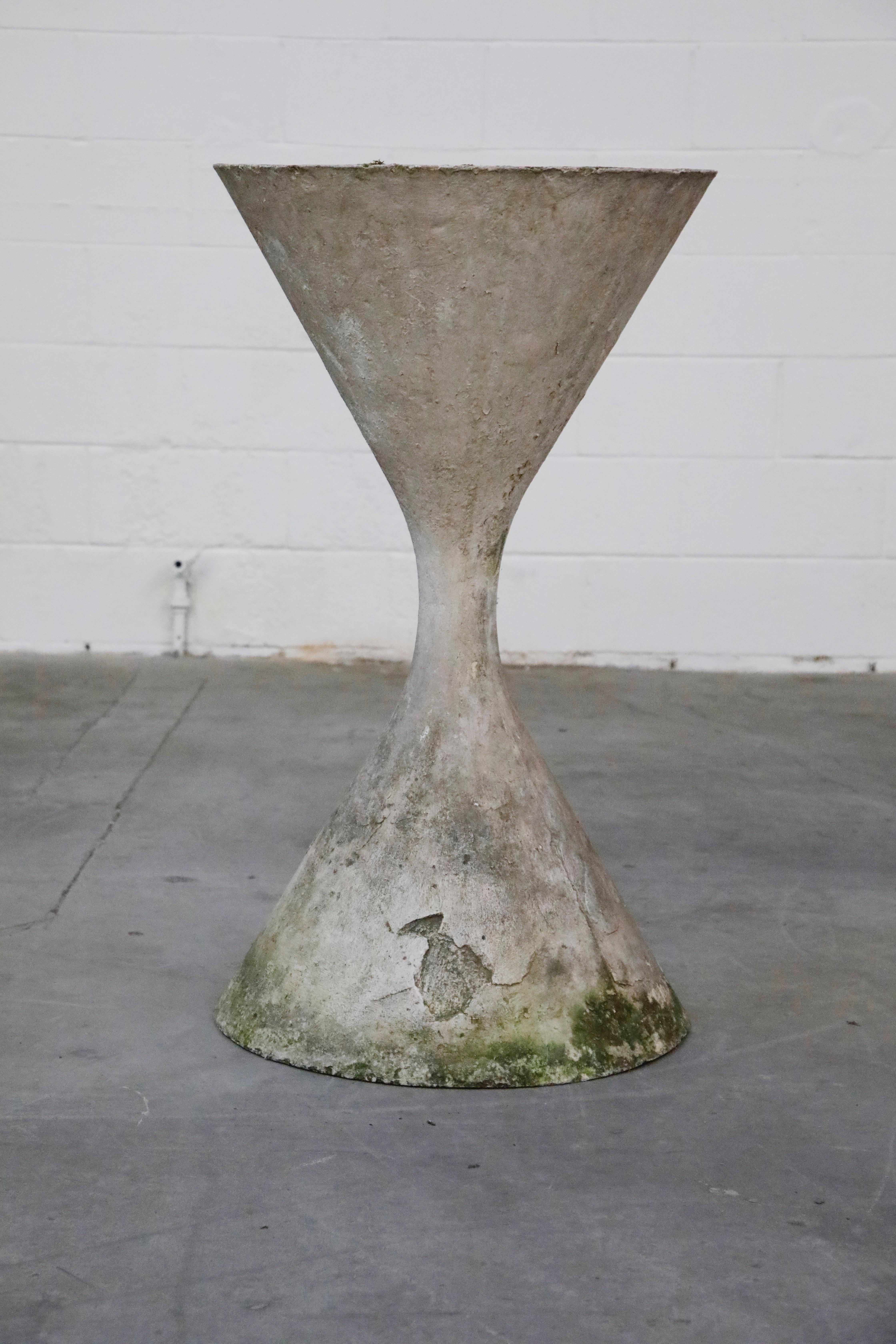 Swiss Willy Guhl for Eternit Extra-Large 'Diablo' Hourglass Concrete Planter, c. 1968