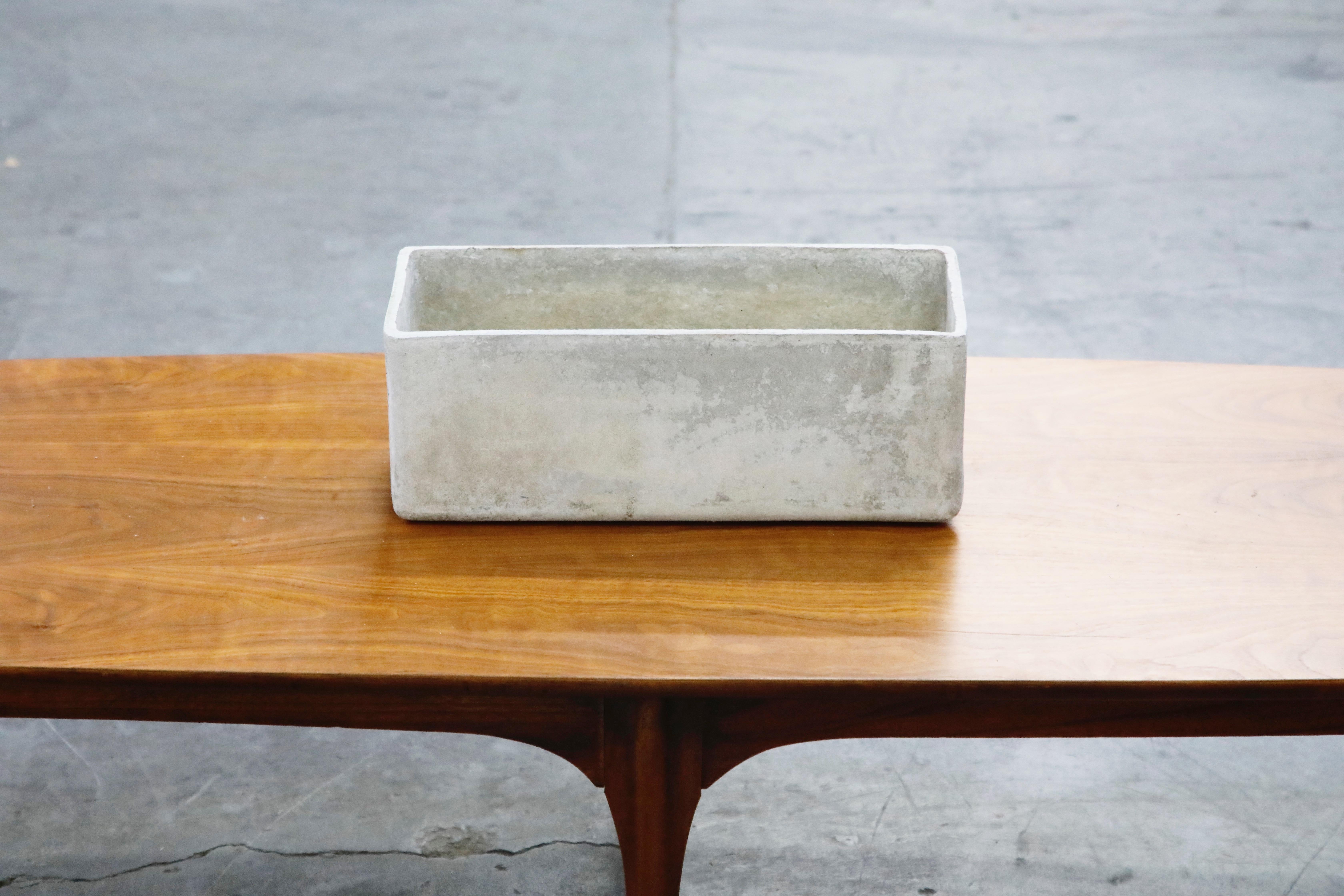 Willy Guhl for Eternit Large Rectangle Concrete Outdoor Planter:: 1970s:: Signed en vente 6