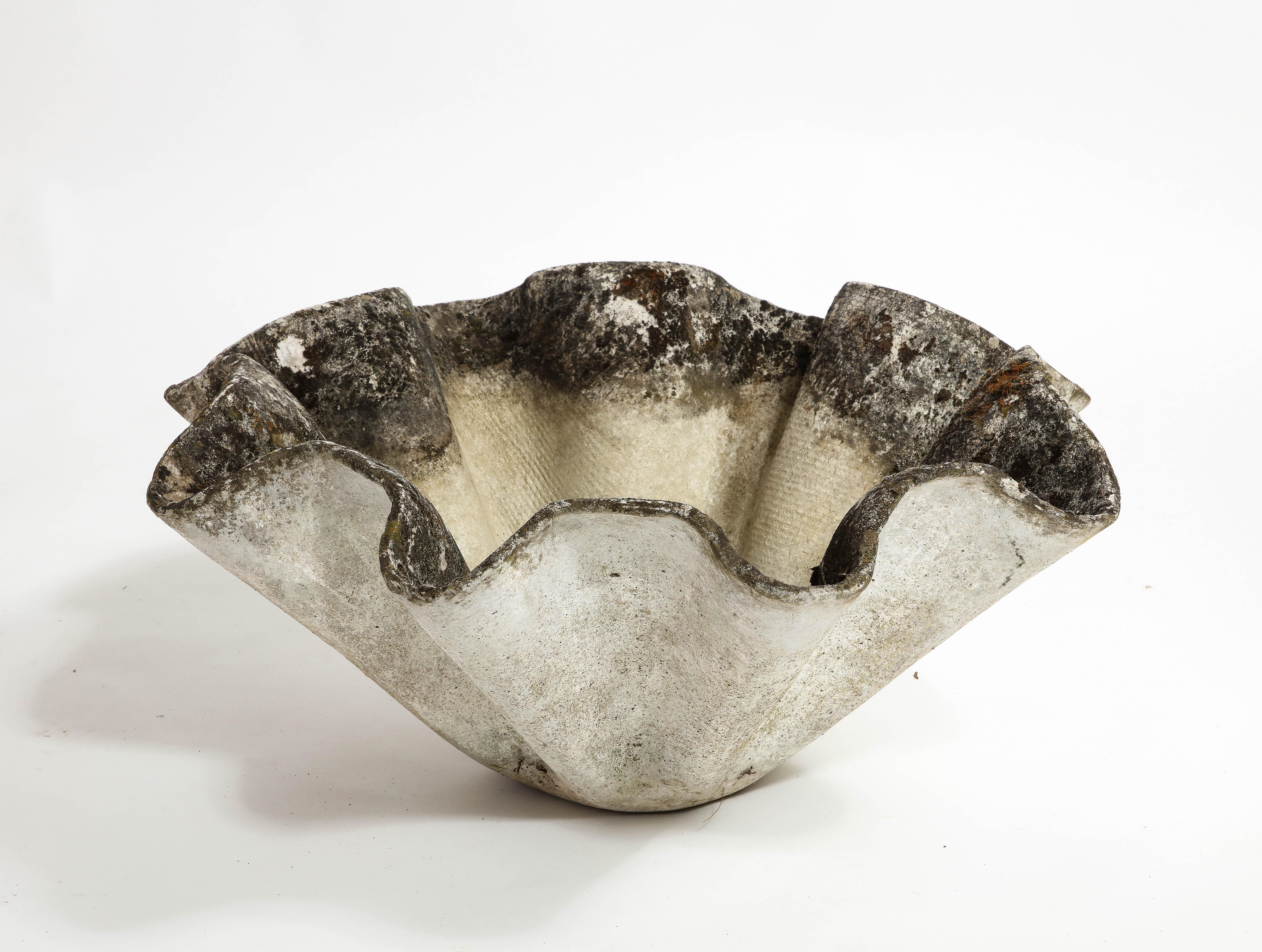 Mid-Century Modern Willy Guhl for Eternit Large Concrete Biomorphic Planters, 1960s For Sale