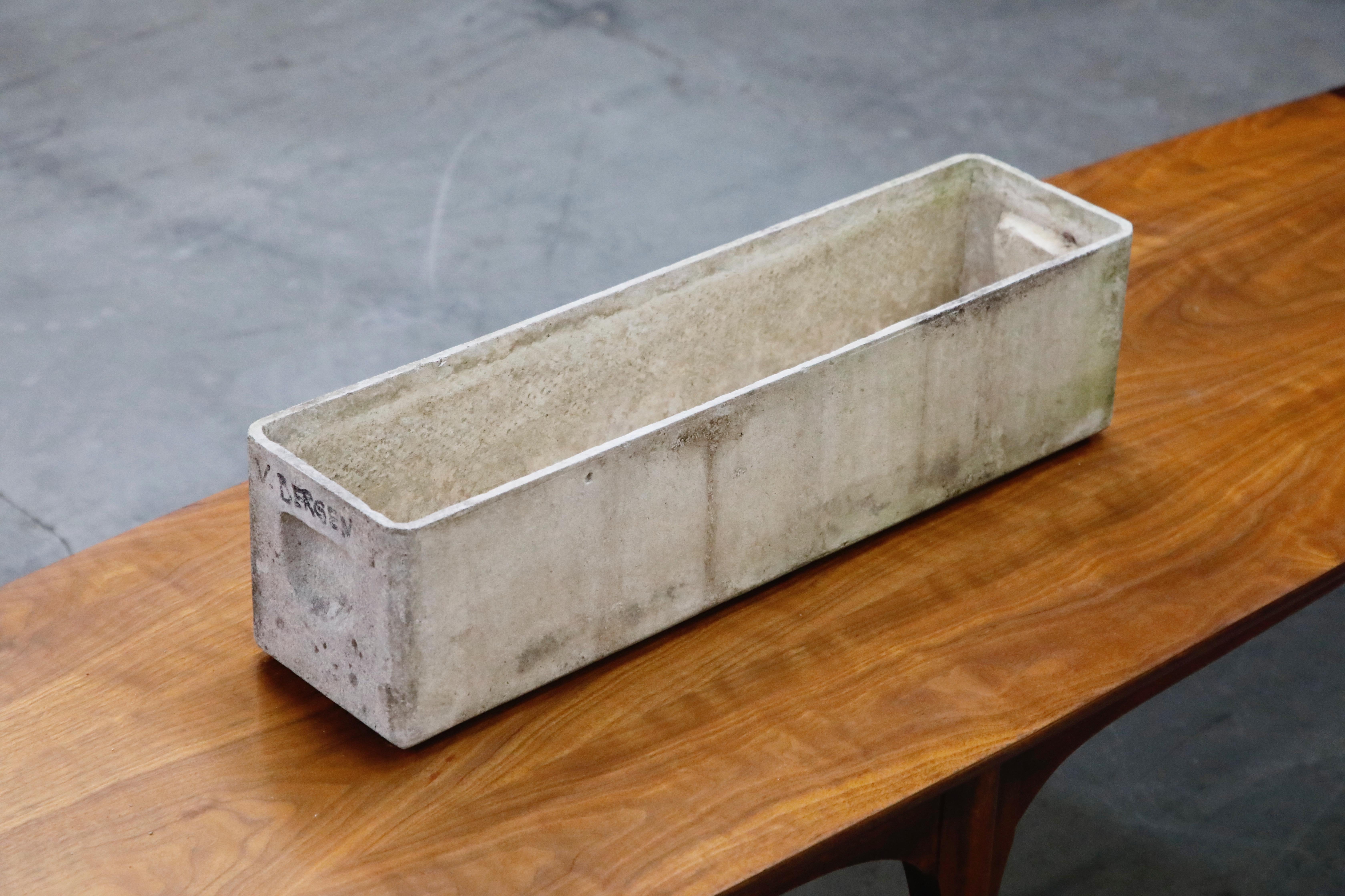Willy Guhl for Eternit Rectangle Concrete Outdoor Handle Planter, circa 1968 For Sale 1