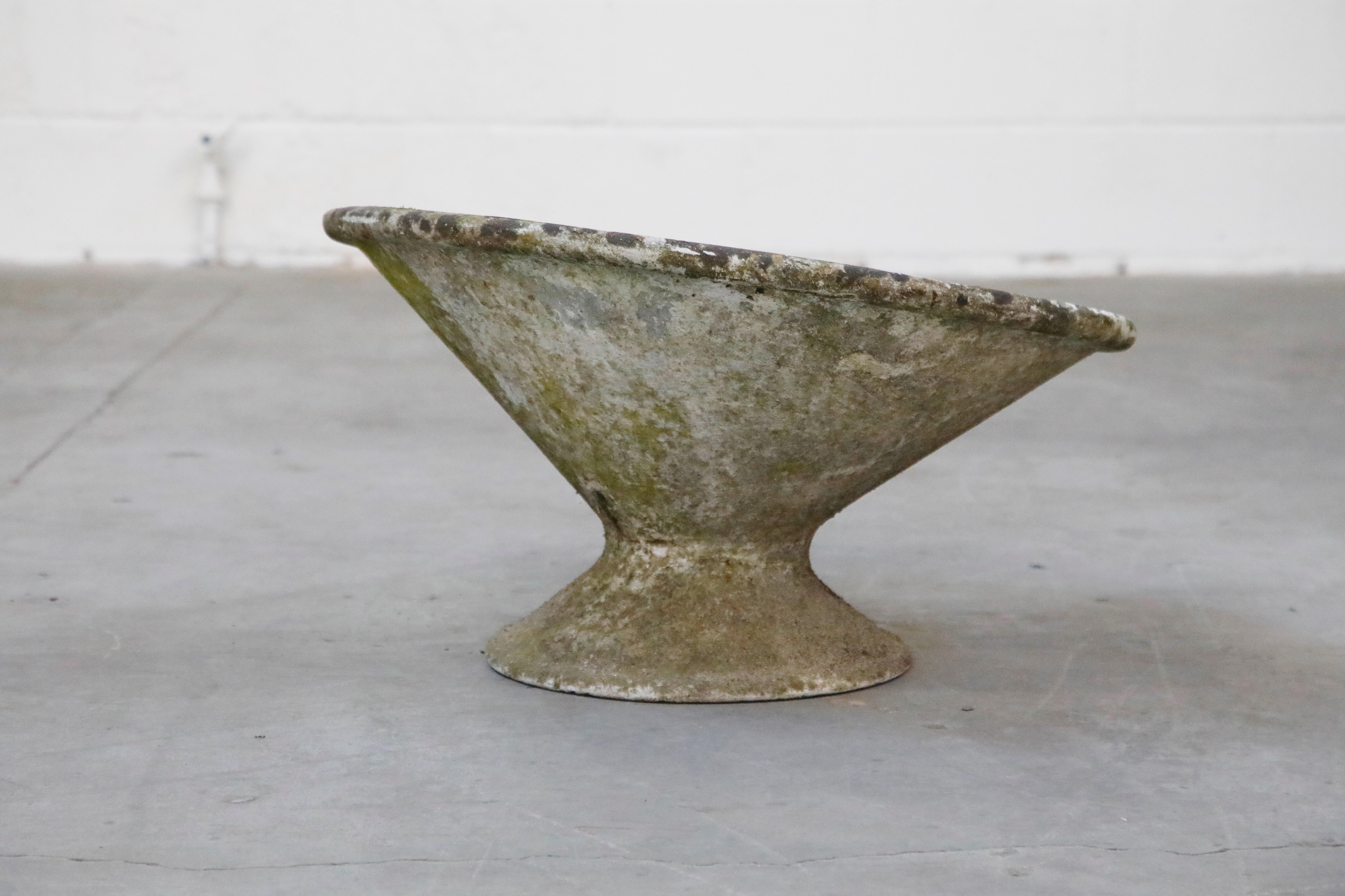 Mid-20th Century Willy Guhl for Eternit Tilted Concrete Planter, circa 1968