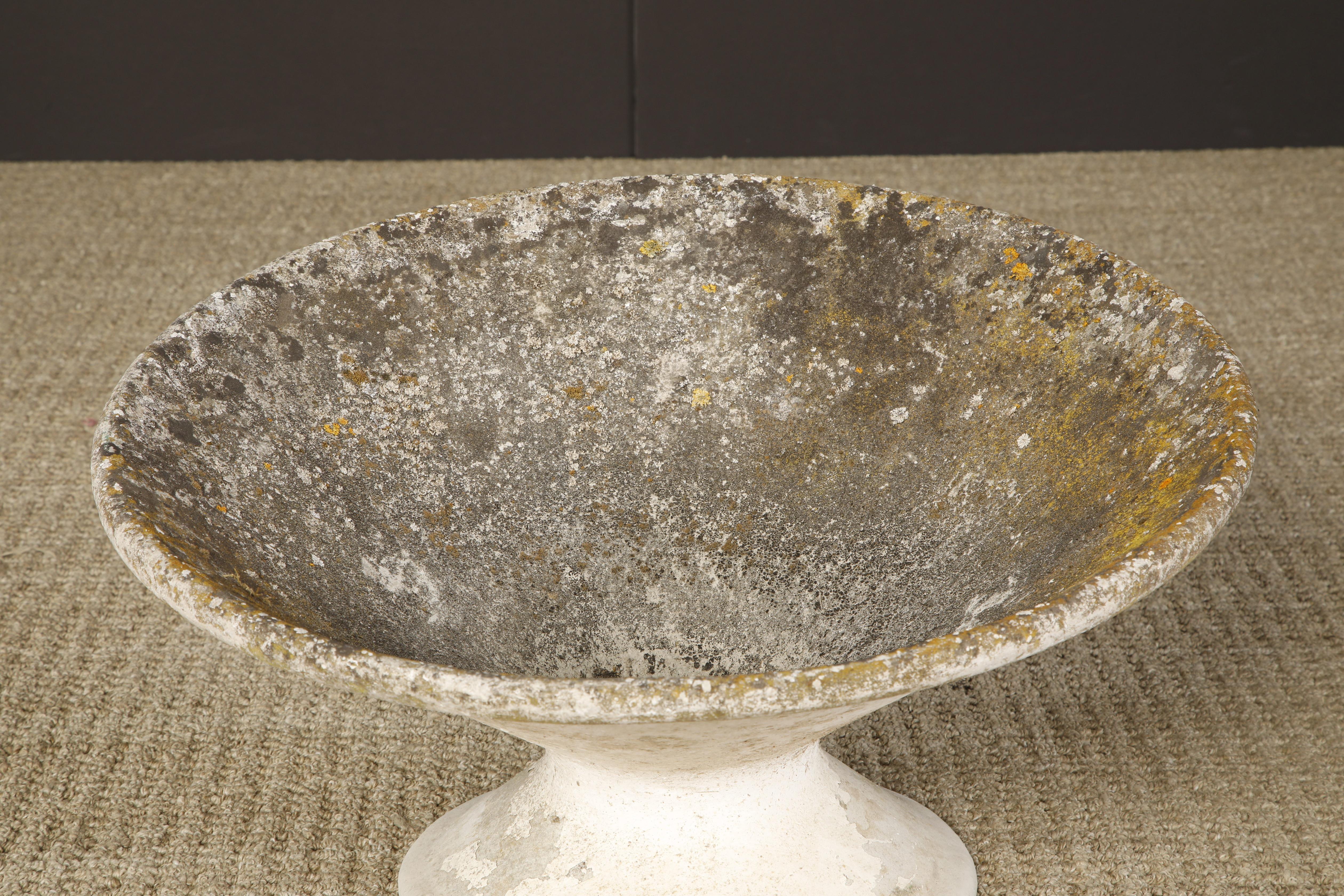 Modern Willy Guhl for Eternit Tilted Spindle Concrete Planter, circa 1968 For Sale