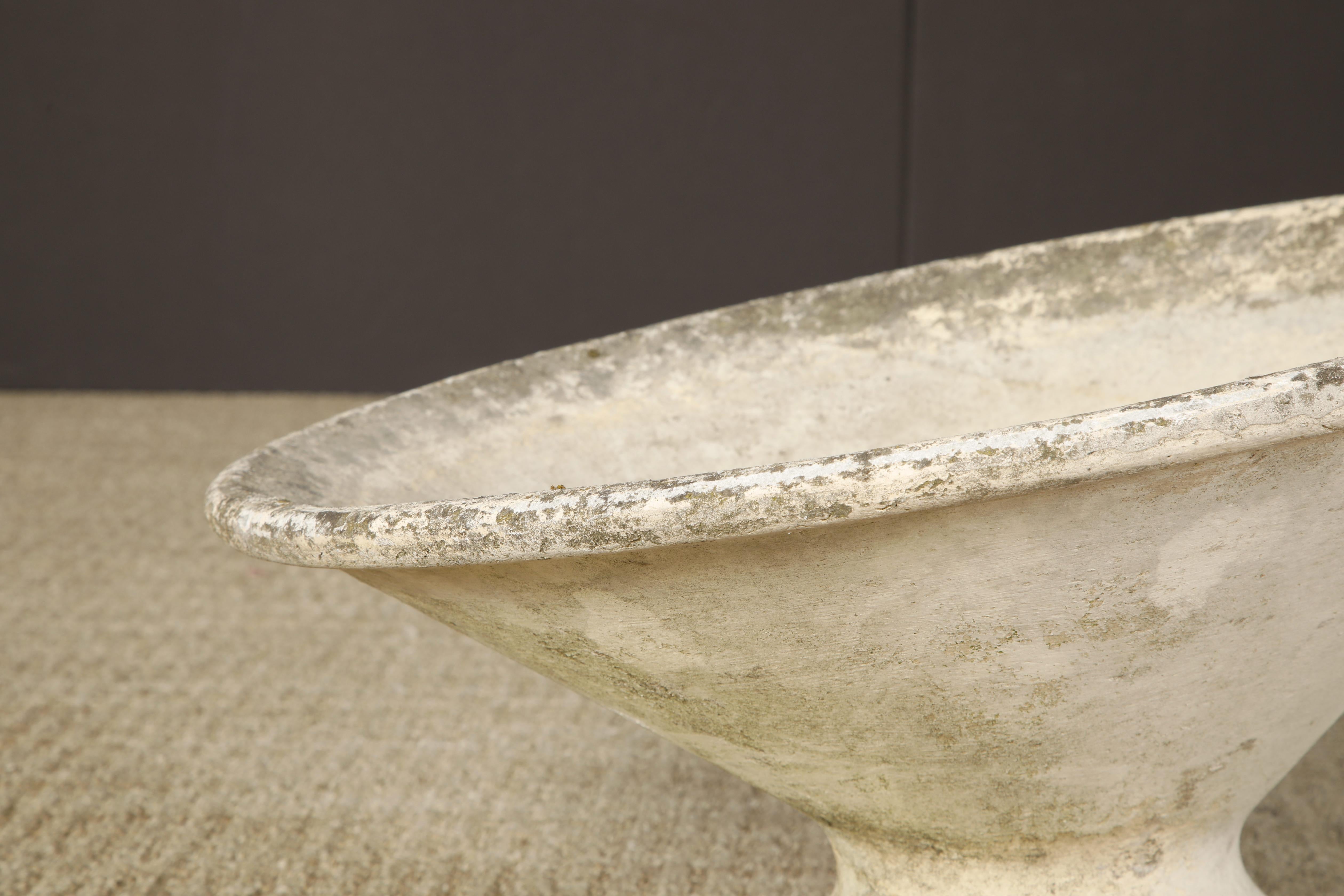 Willy Guhl for Eternit Tilted Spindle Concrete Planter, circa 1968, Signé en vente 6