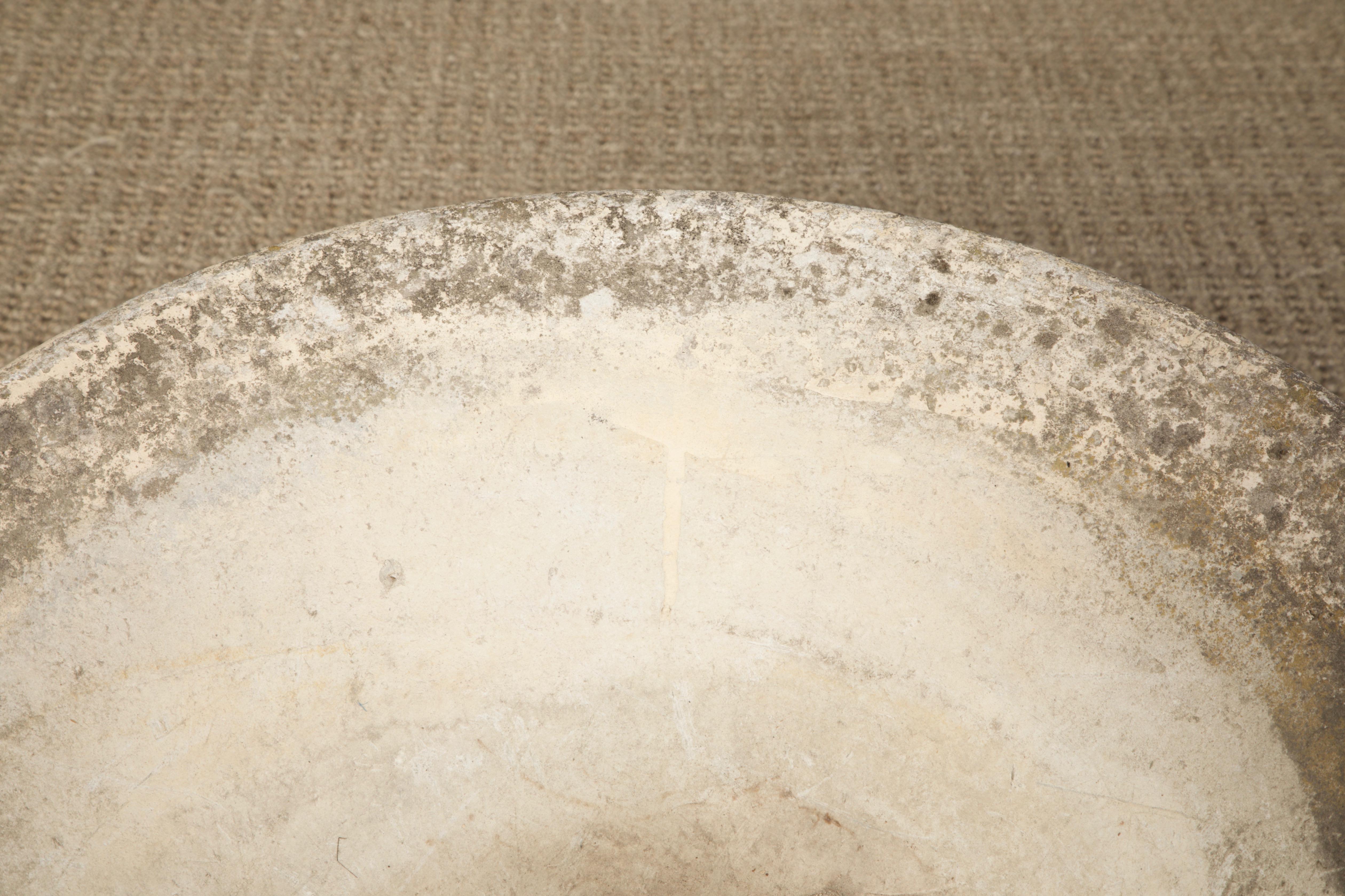 Suisse Willy Guhl for Eternit Tilted Spindle Concrete Planter, circa 1968, Signé en vente