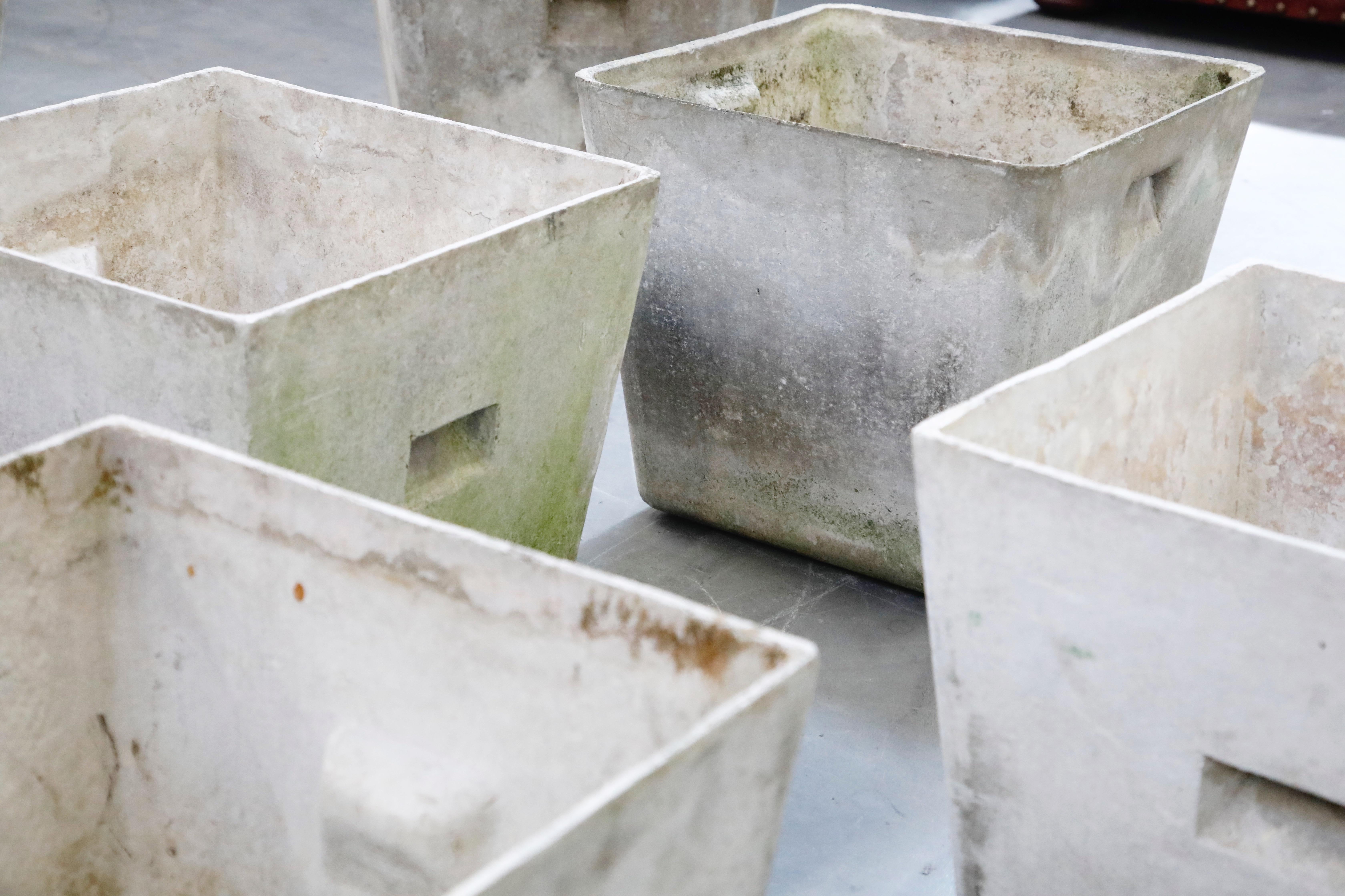 Willy Guhl for Eternit Trapezoid Concrete Planters with Handles, circa 1968 5