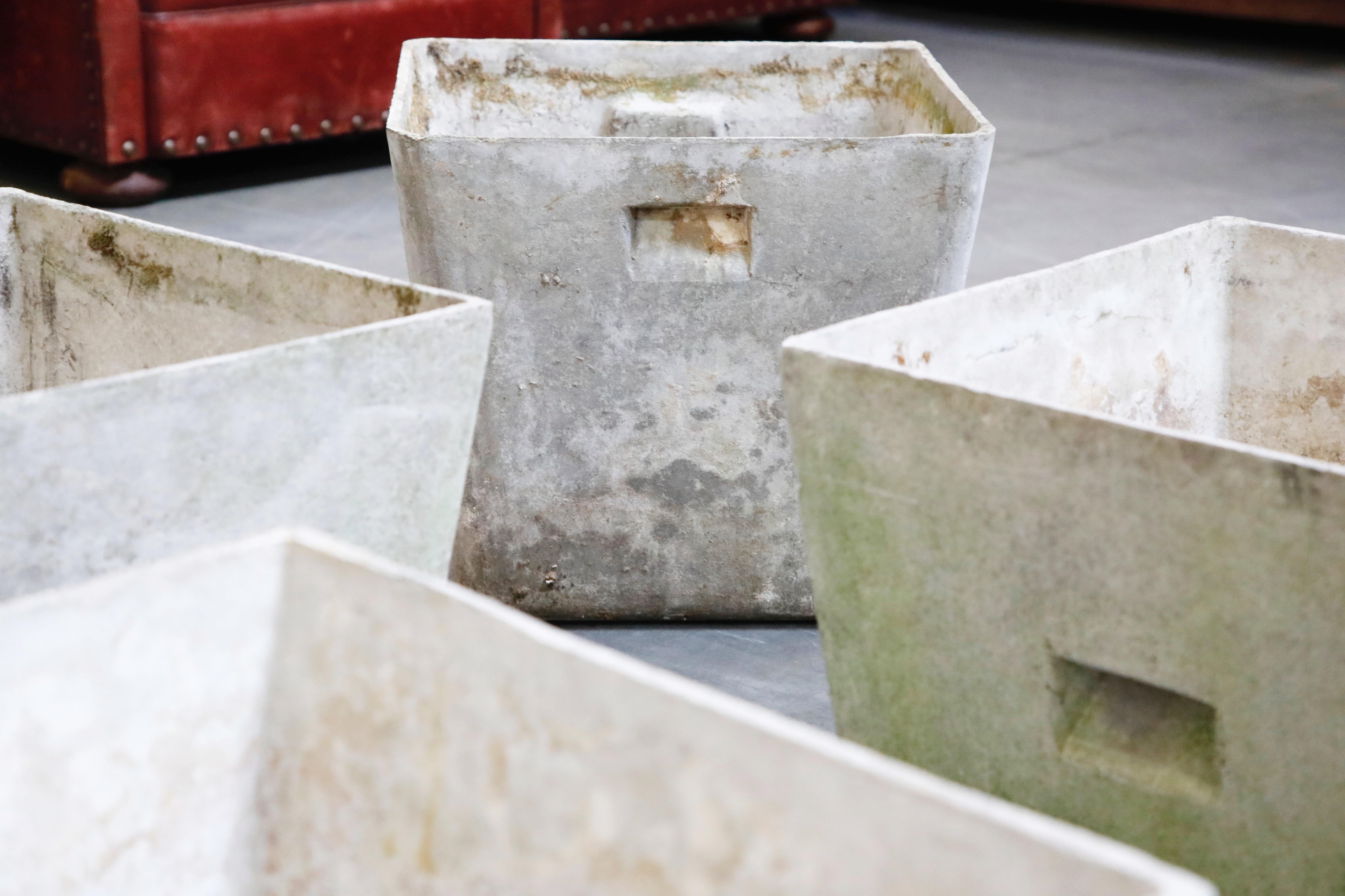 Willy Guhl for Eternit Trapezoid Concrete Planters with Handles, circa 1968 6