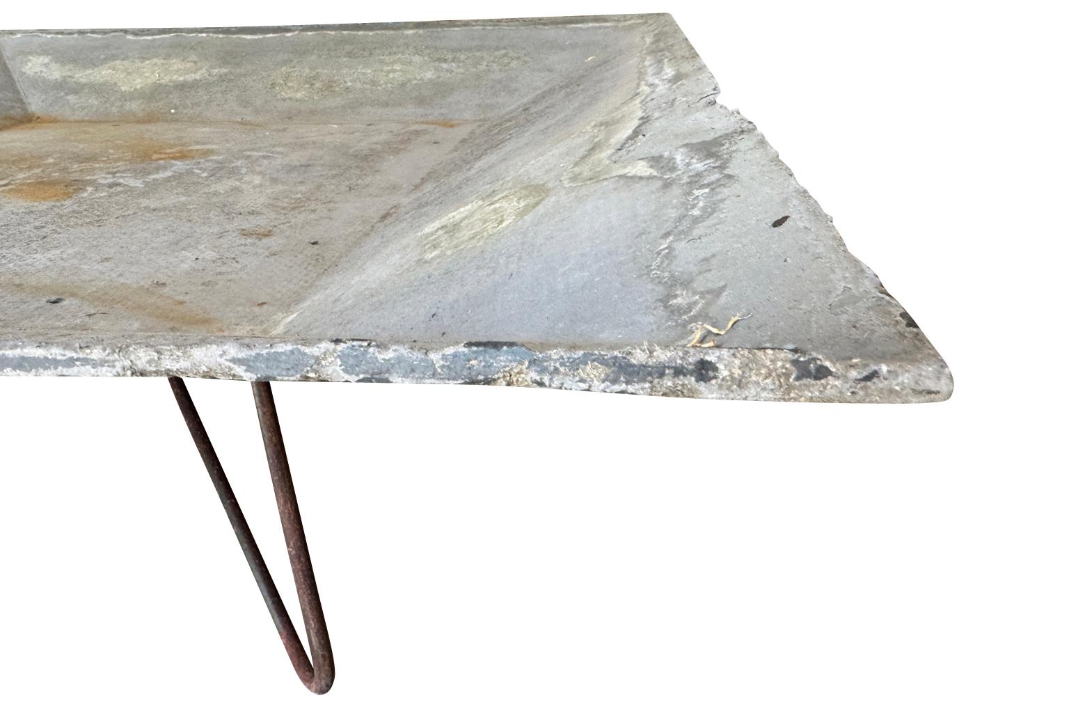 XX secolo Willy Guhl Grande Scala Jardiniere in vendita