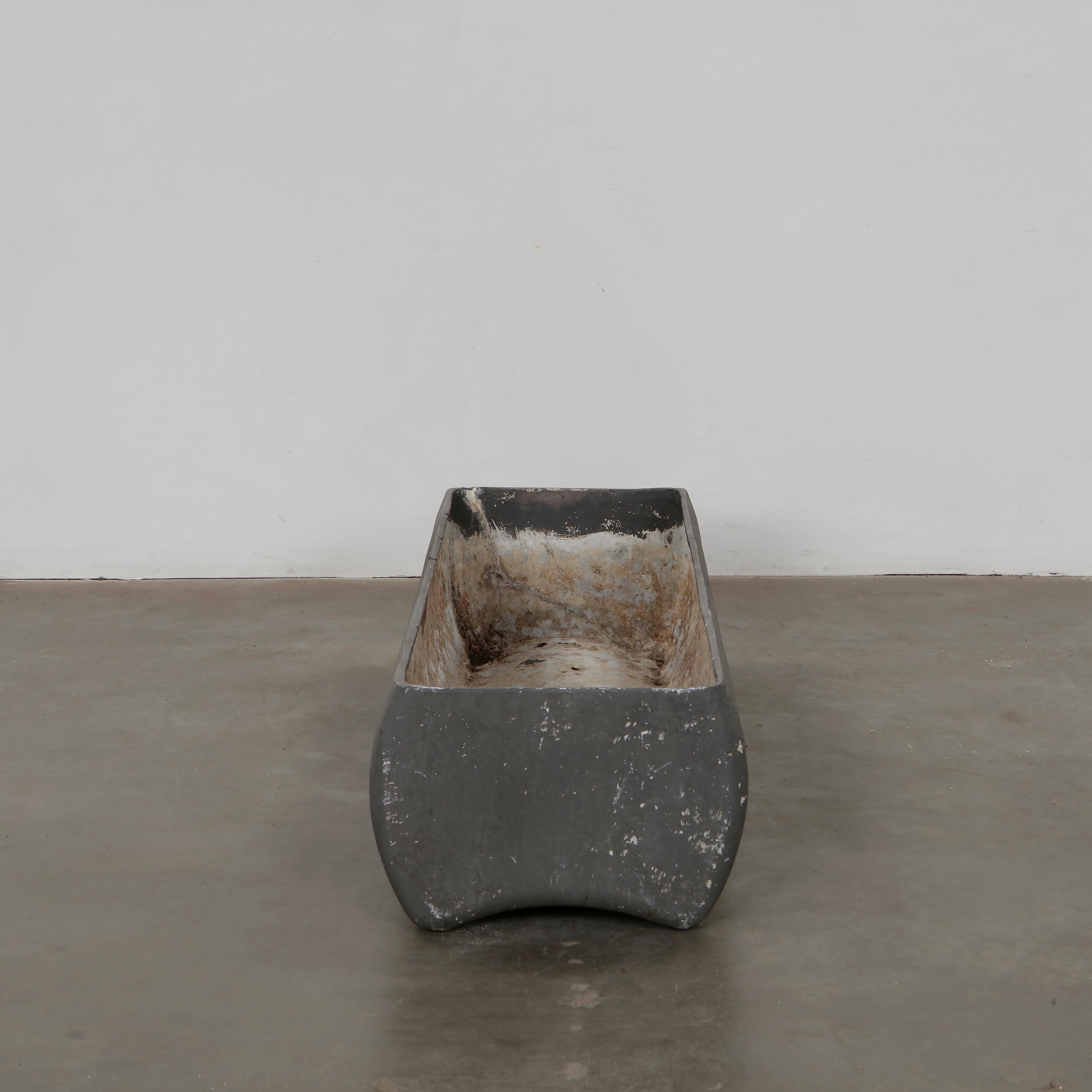 Willy Guhl, Grey Bench Planter, 1960s In Good Condition For Sale In Gardena, CA
