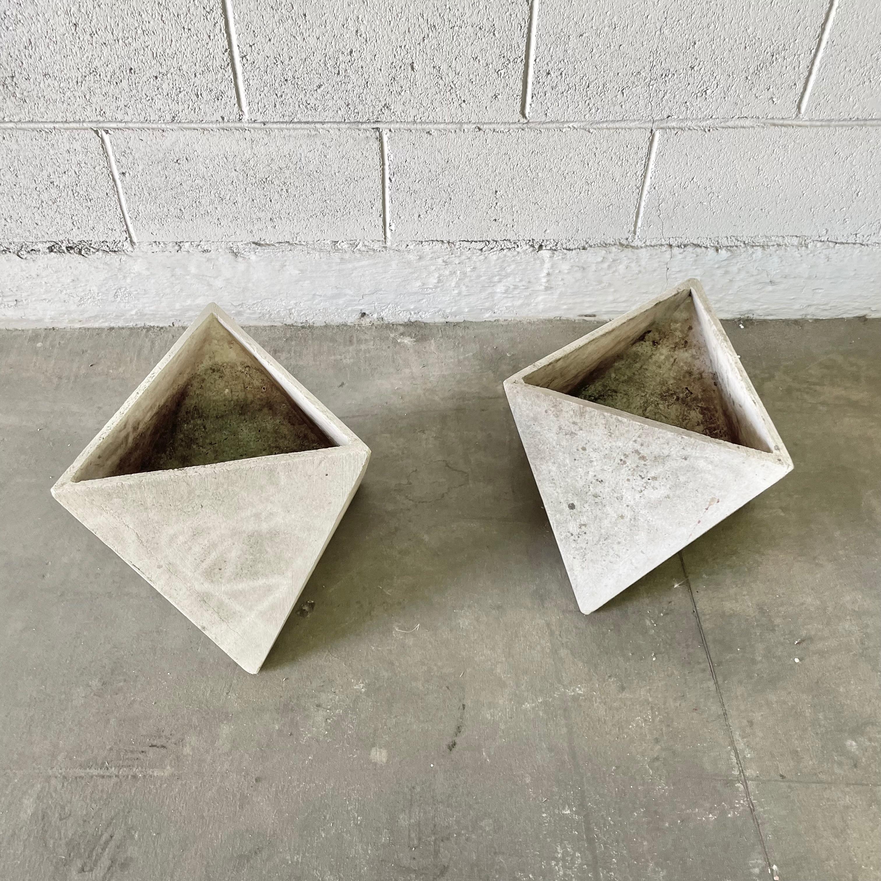Concrete Willy Guhl Heptagon Faceted Planter