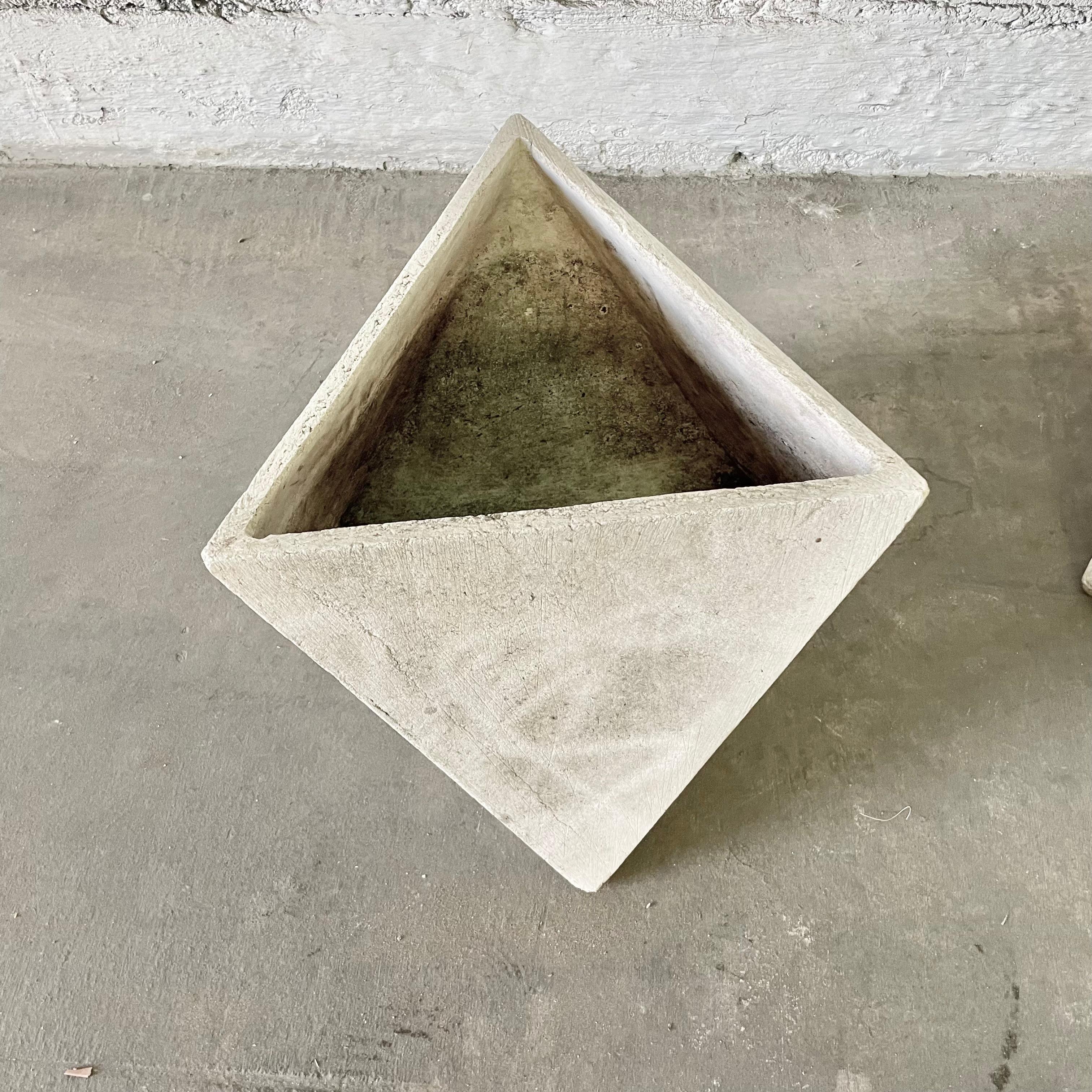 Willy Guhl Heptagon Faceted Planter 1