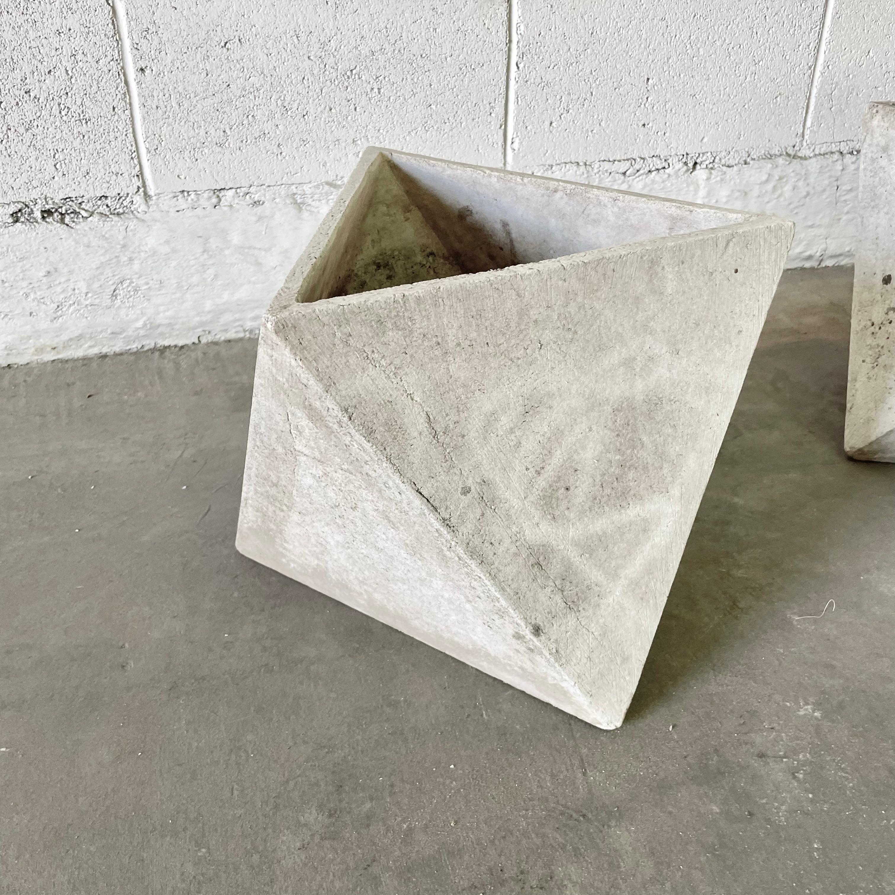Willy Guhl Heptagon Faceted Planter 3