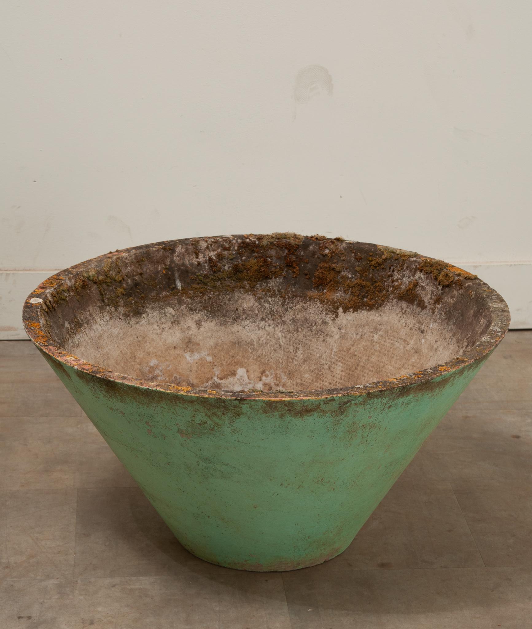 Jardinera cónica grande Willy Guhl Otro en venta