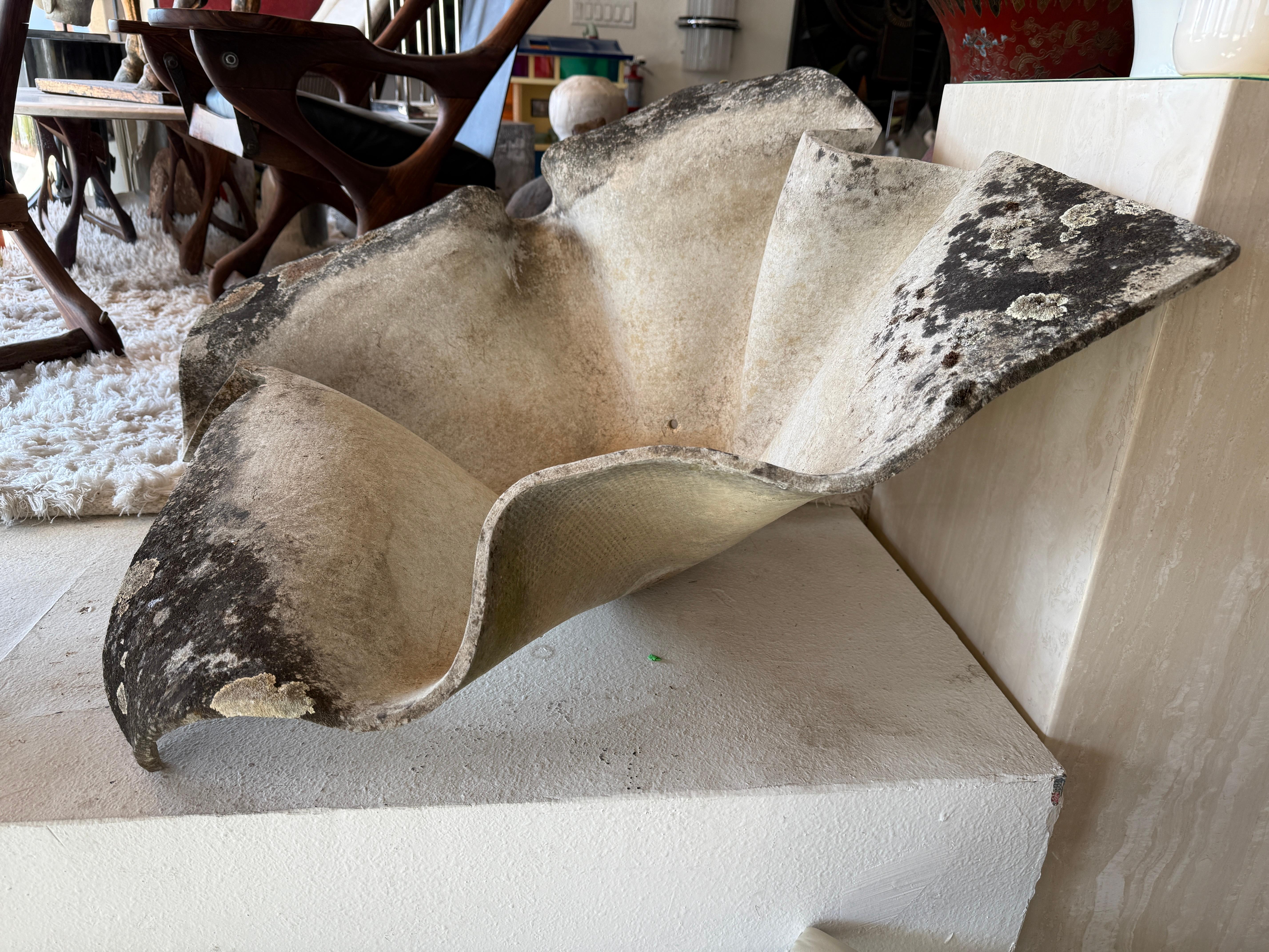 Suisse Willy Guhl Grand mouchoir en forme d'oreille d'éléphant Jardinière en vente