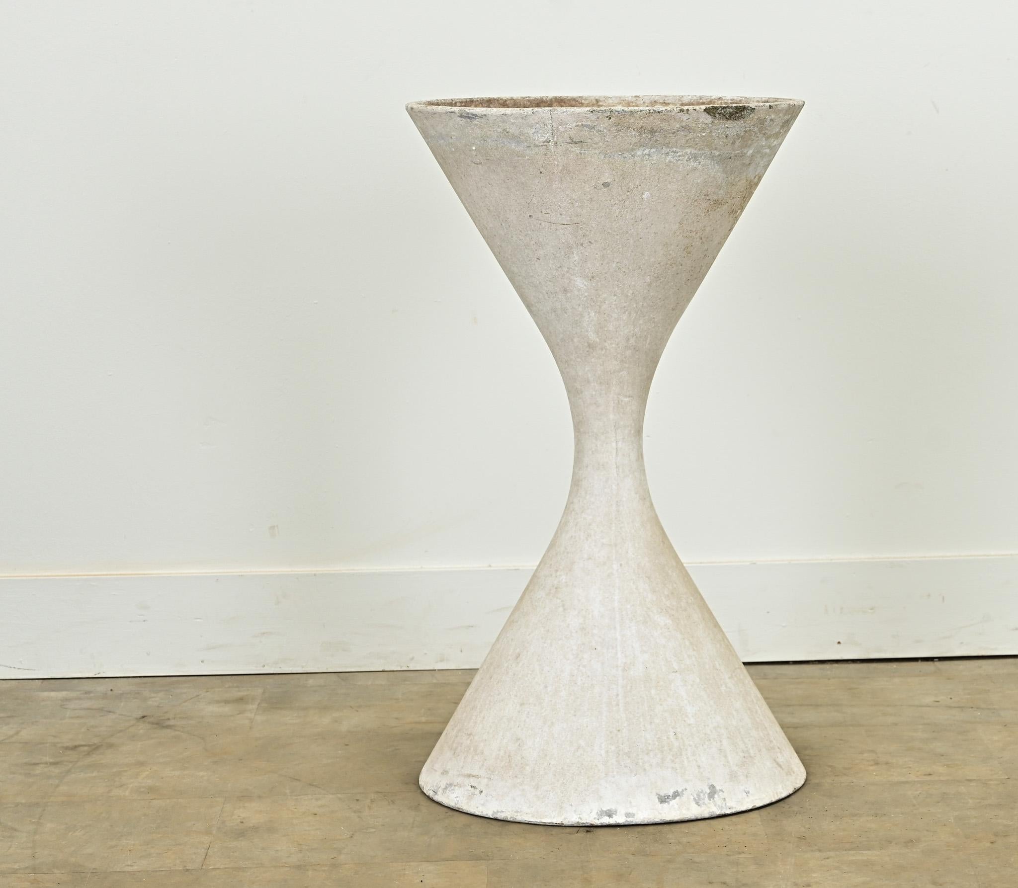 Altro Vaso a clessidra grande di Willy Guhl in vendita