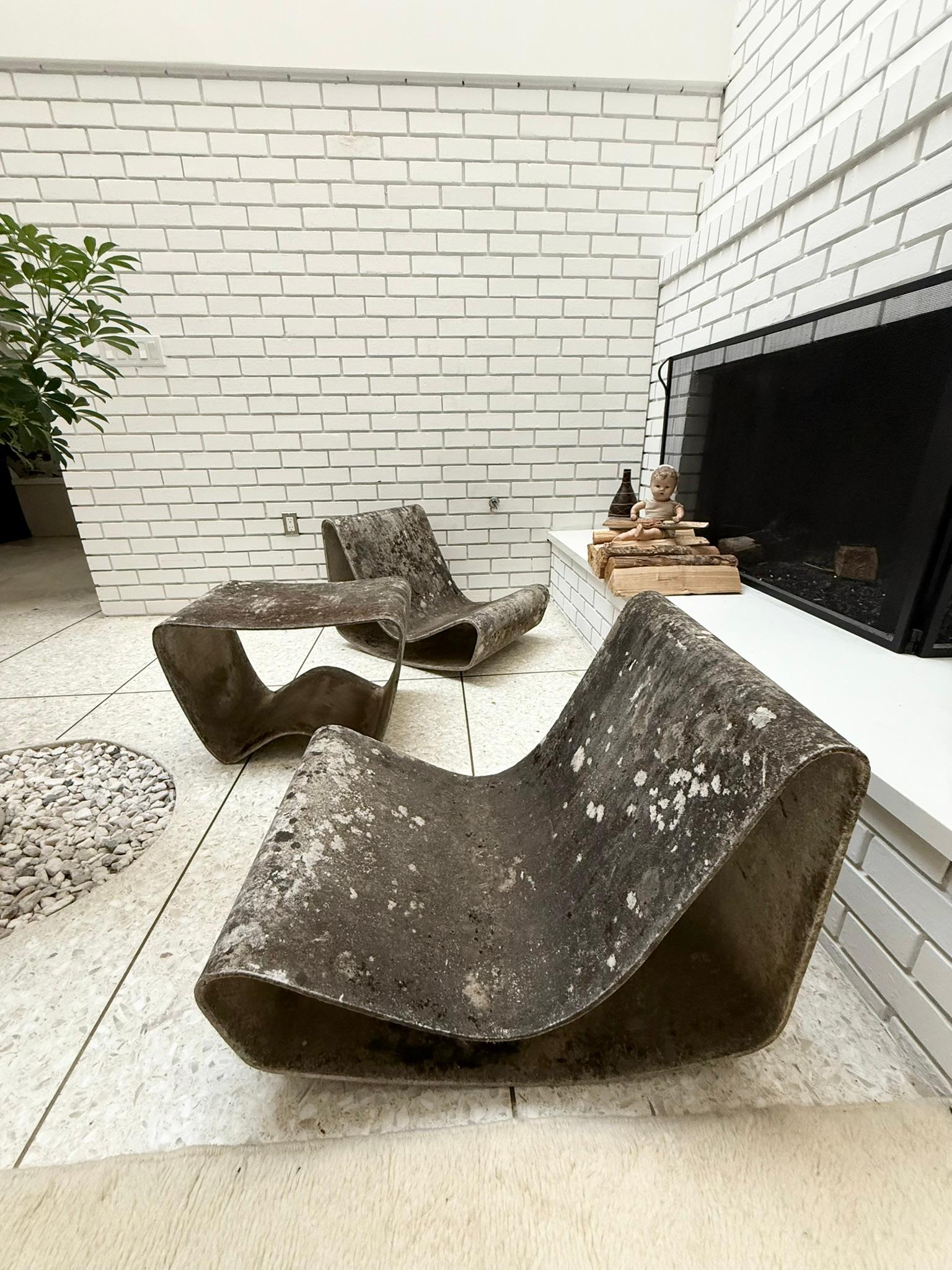 Mid-Century Modern Willy Guhl Loop Chairs and Side Table For Sale
