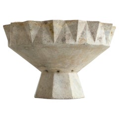 Willy Guhl Monumental Chalice Style Concrete Planter 1960s