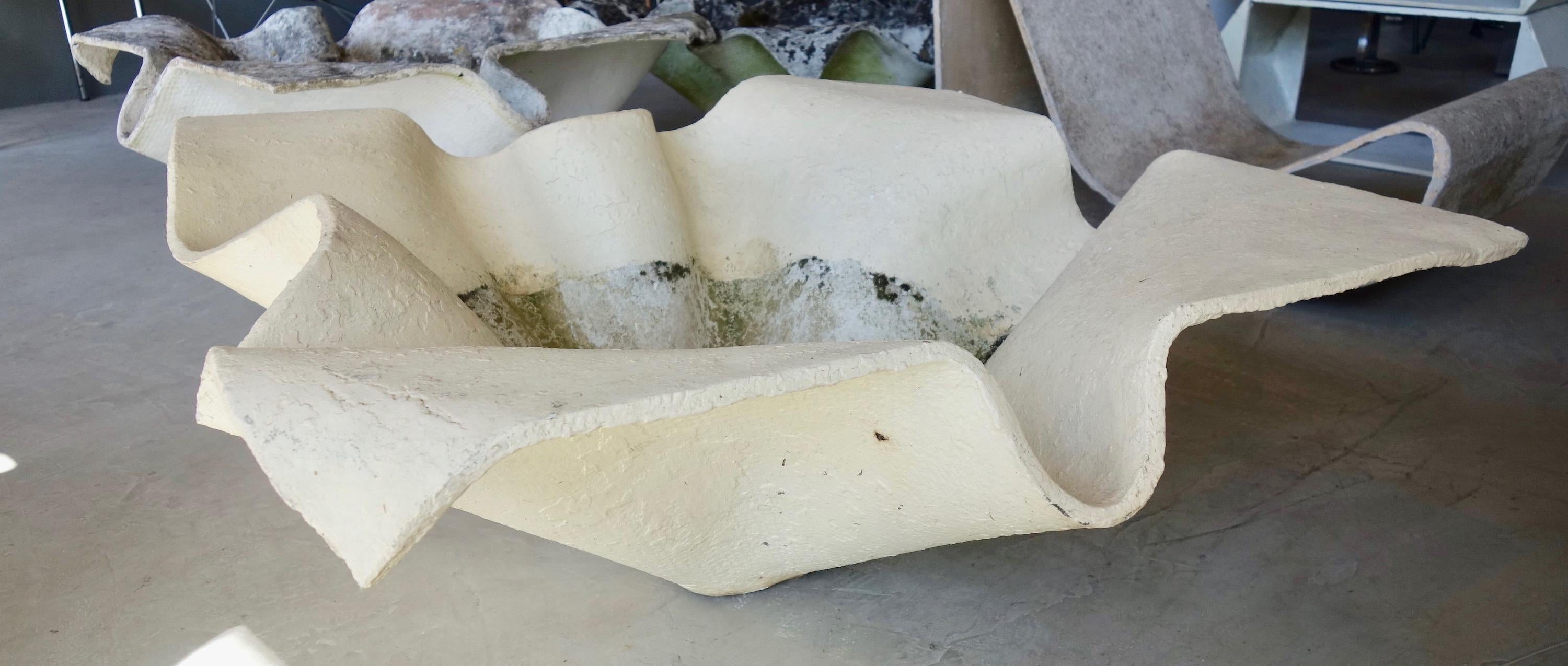 Willy Guhl Monumental Handkerchief Planter In Excellent Condition In Los Angeles, CA