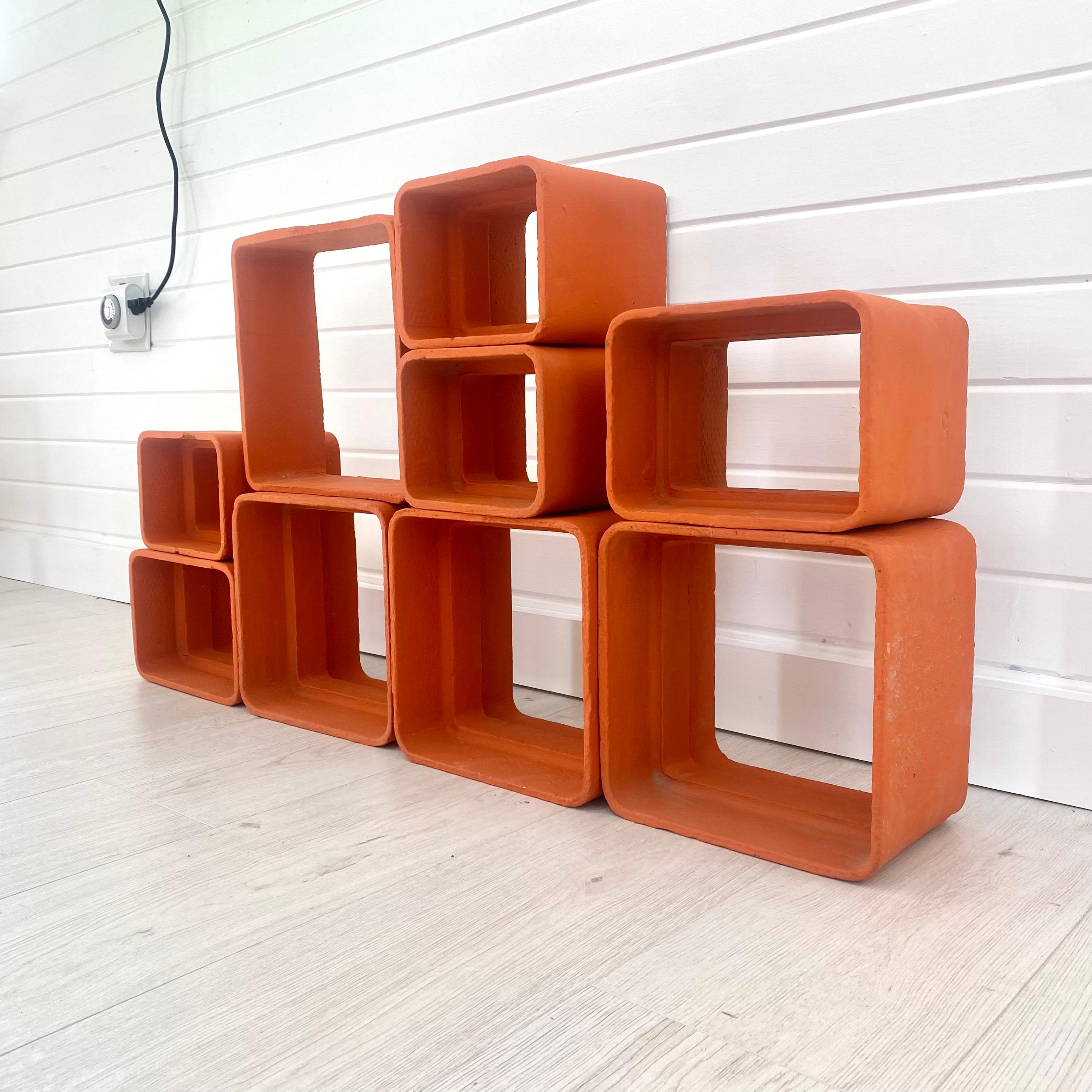 Willy Guhl Orange Concrete Bookcase, 1960s Switzerland For Sale 2
