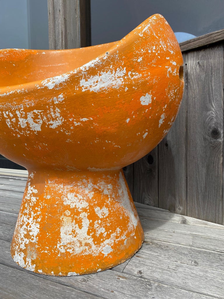 Mid-Century Modern Willy Guhl Orange Pod Chairs, Pair For Sale