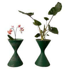 Willy Guhl Pair of Diablo Planters
