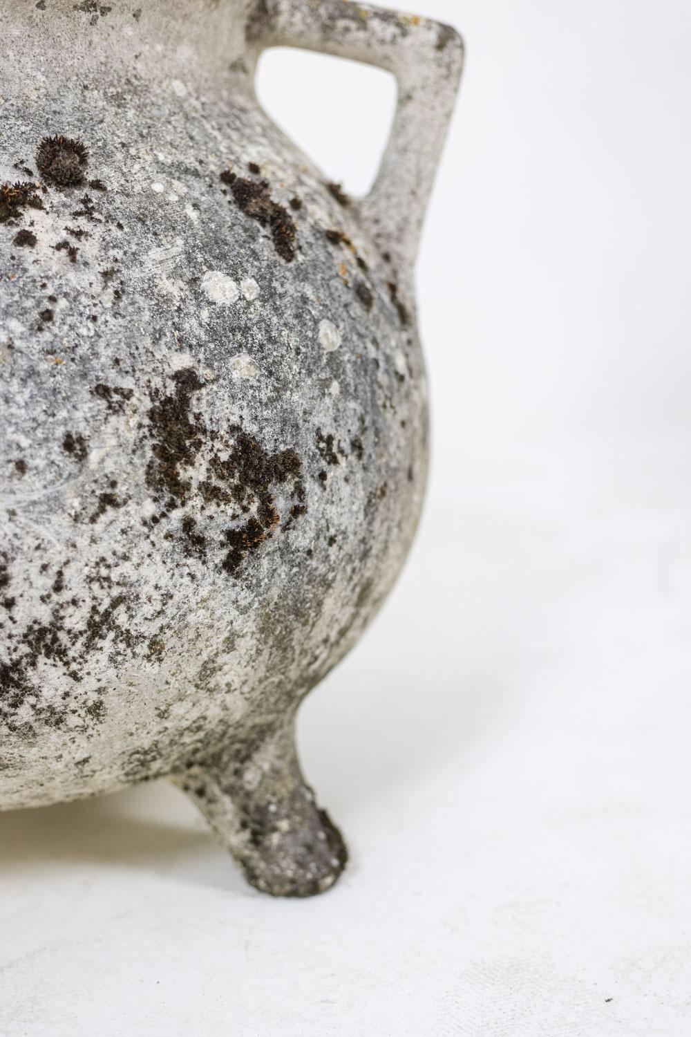 Cement Willy Guhl Pair of “pot” planters in fiber cement. 1950s For Sale