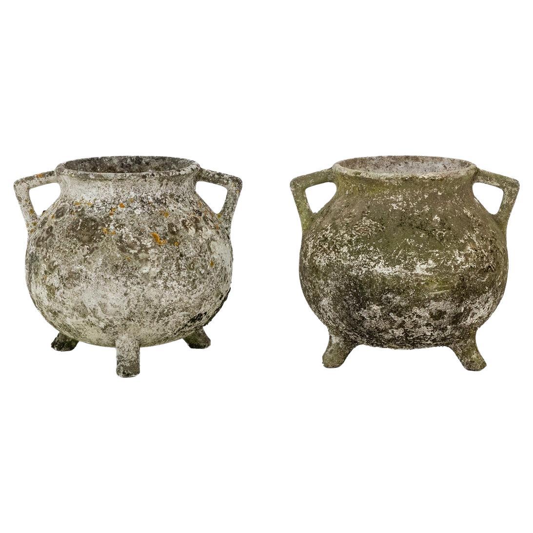 Willy Guhl Pair of “pot” planters in fiber cement. 1950s For Sale