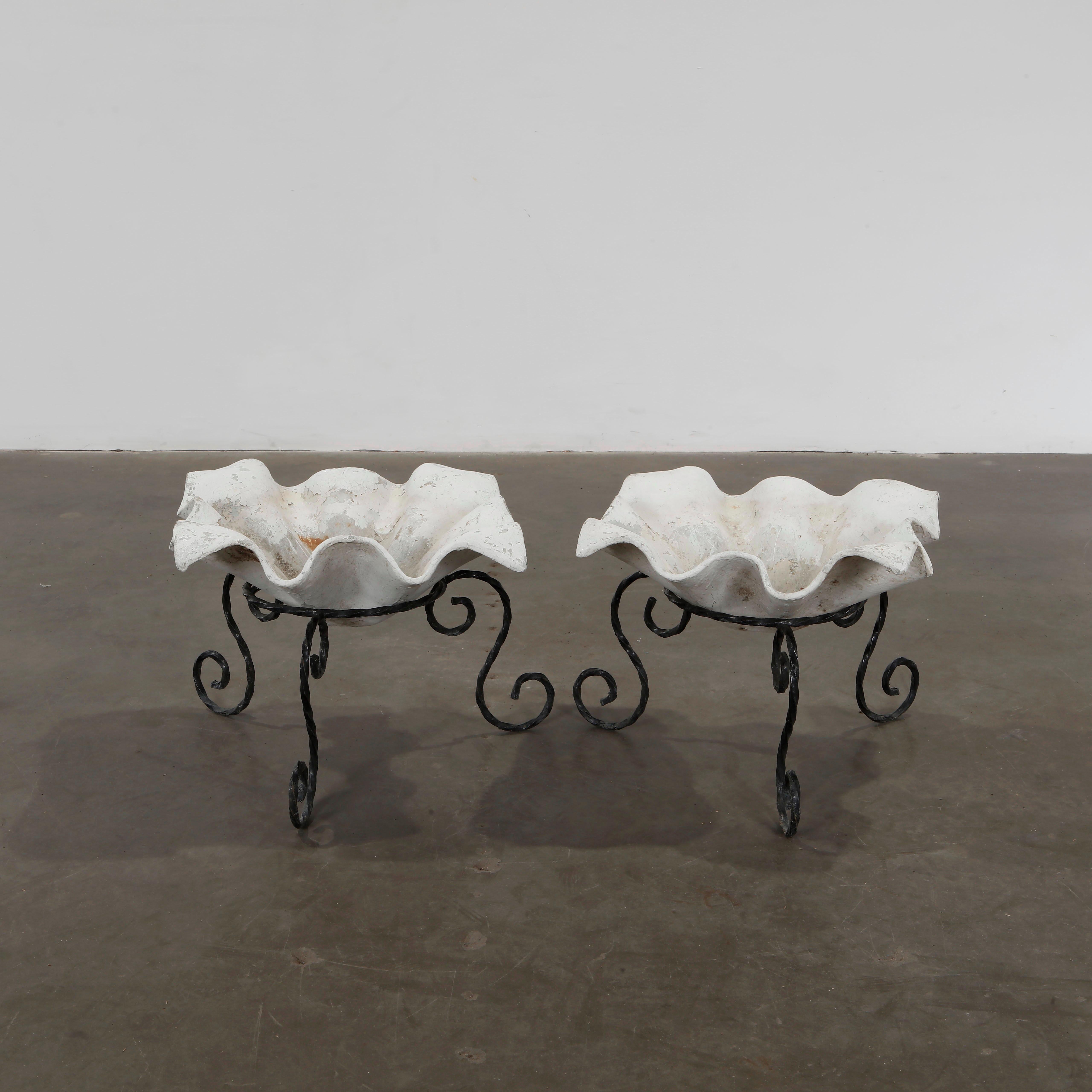 Mid-Century Modern Willy Guhl, Pair of Small Elephant Ear Planters on Stands, 1960s For Sale