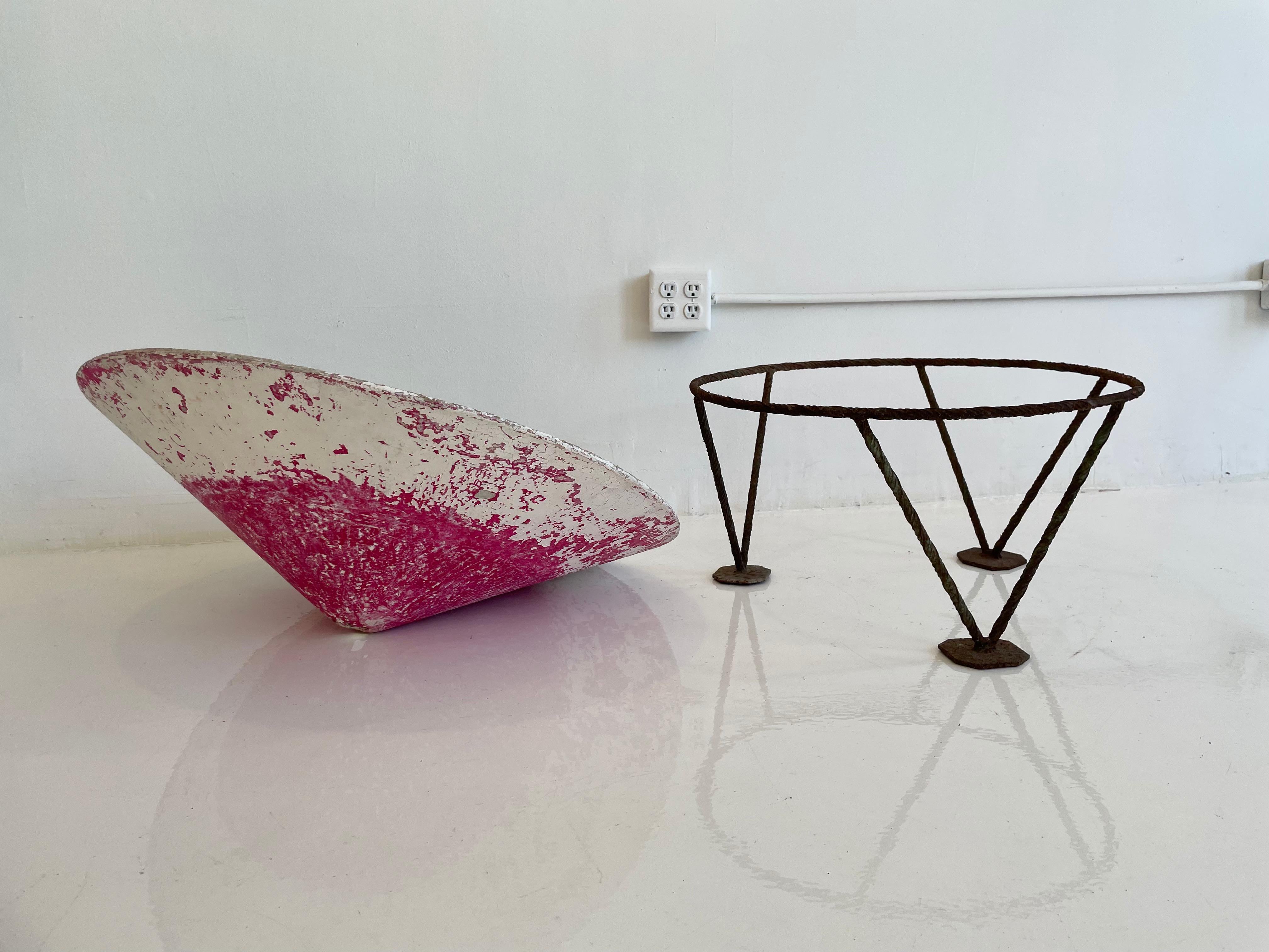 Willy Guhl Pink Concrete Cone Planter on Iron Stand In Good Condition For Sale In Los Angeles, CA