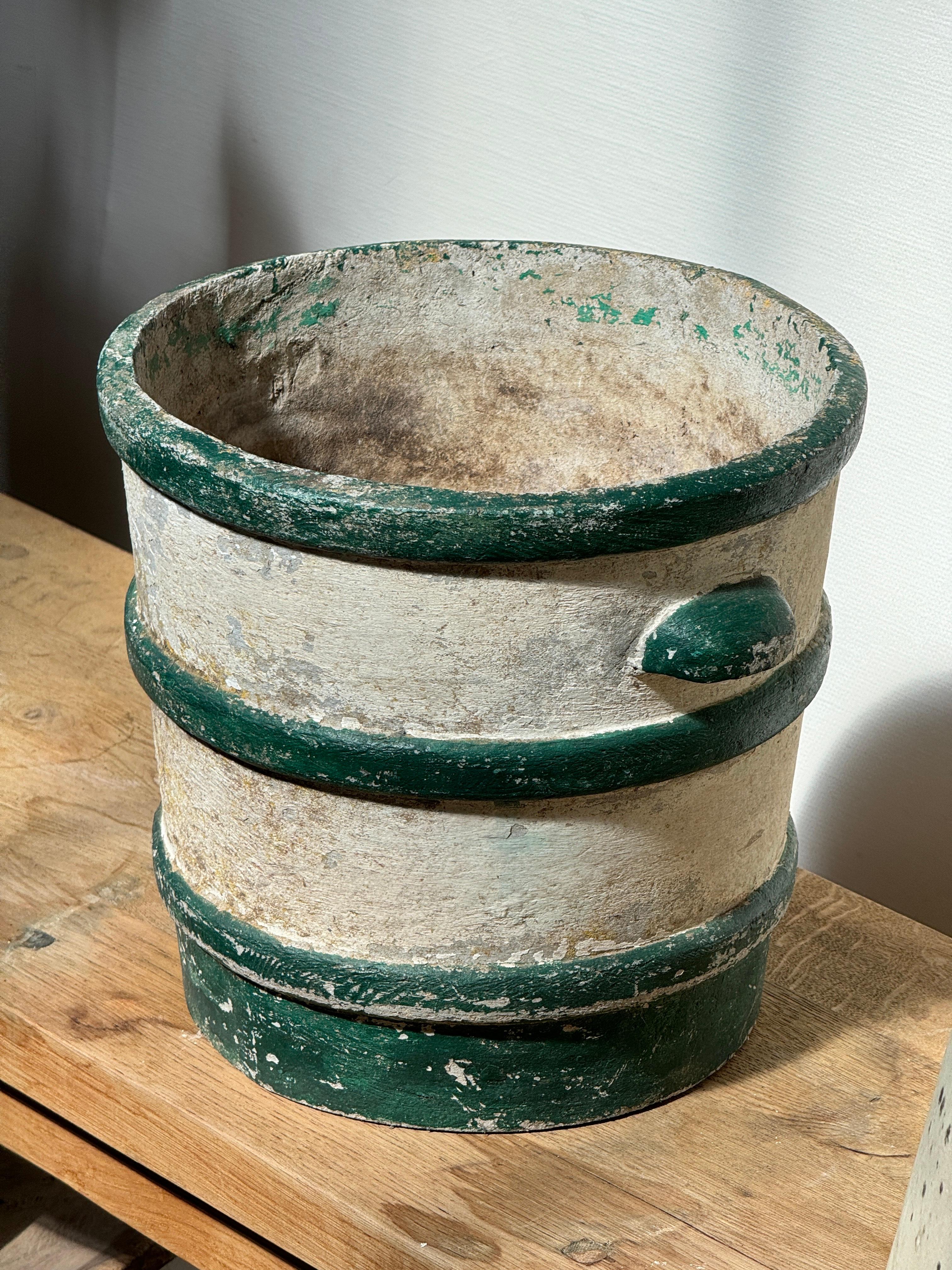 Willy Guhl Pflanzgefäß, Schweiz, 1960er Jahre (Moderne der Mitte des Jahrhunderts) im Angebot