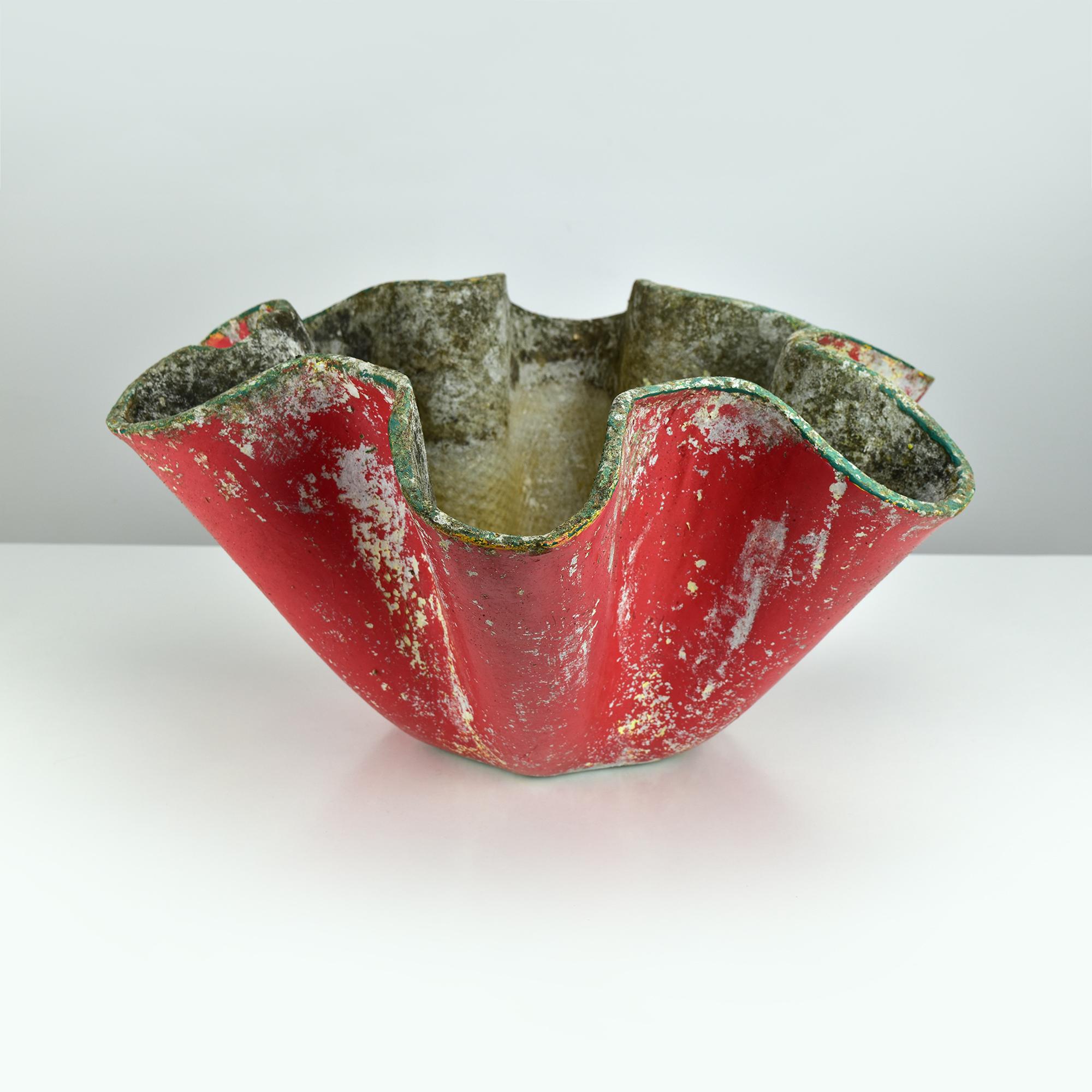 Willy Guhl Pflanzgefäße, 2er-Set für Eternit, Mid-Century Modern Muscheldesign (Schweizerisch) im Angebot