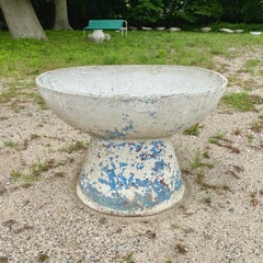 Willy Guhl Round Pedestal Planter, 1960s Switzerland