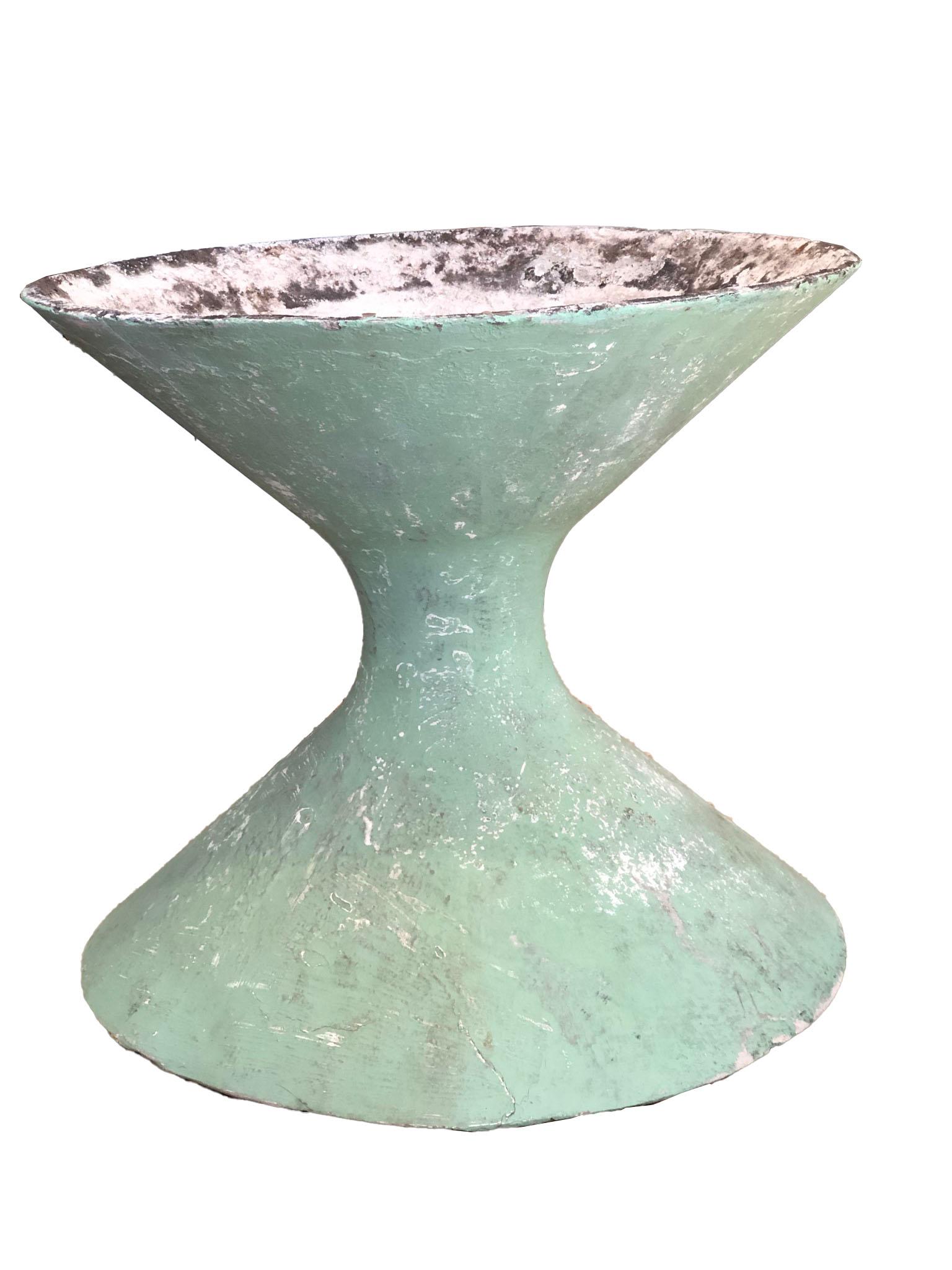 Willy Guhl Sculptural Hourglass Planter in Green 3