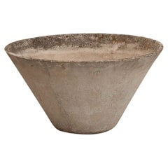 Willy Guhl Small Cone Planter