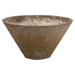 Willy Guhl Small Cone Planter