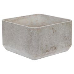 Fioriere e giardiniere moderne di metà secolo