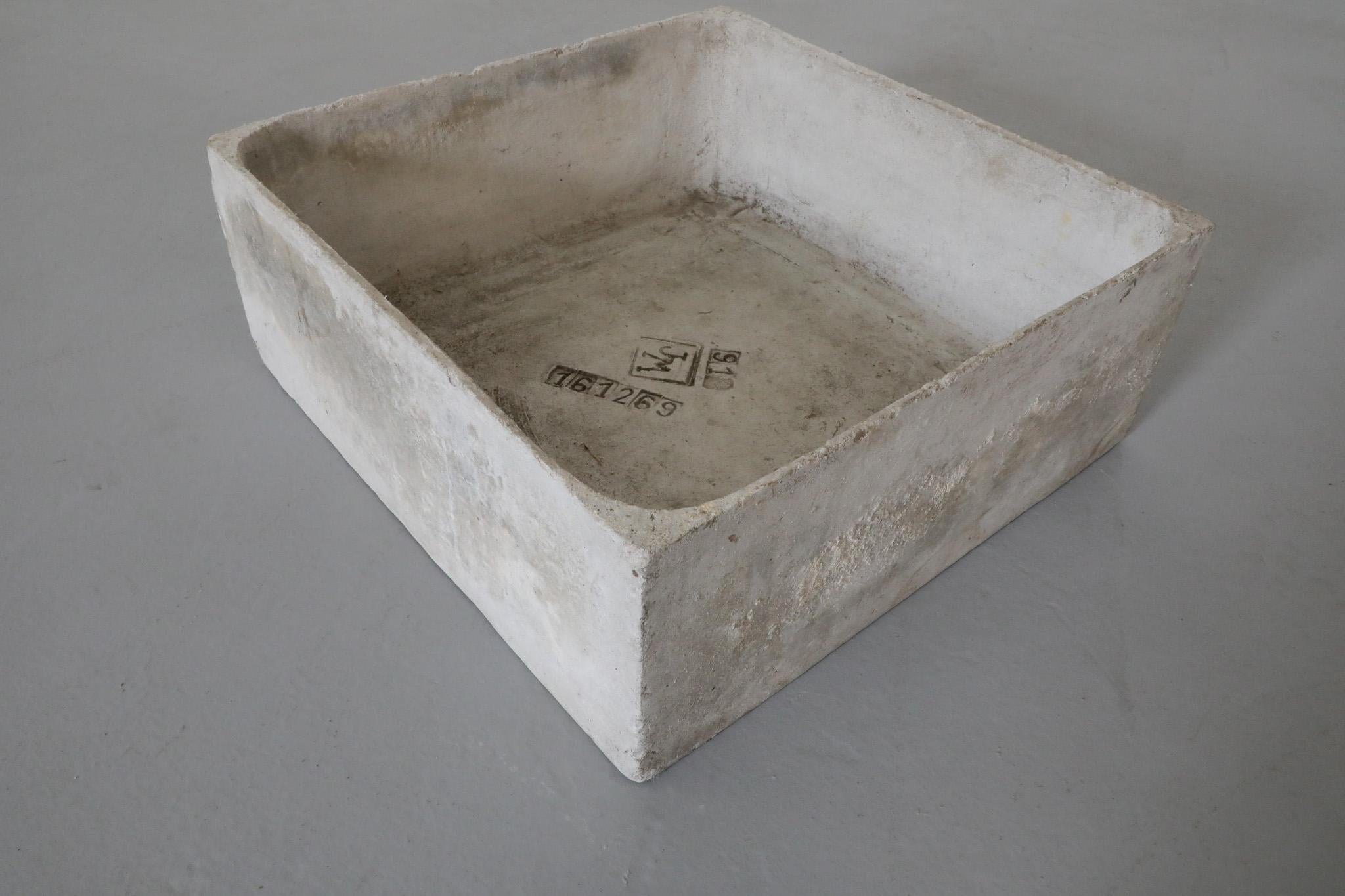 Willy Guhl Style Square Concrete Planter For Sale 4