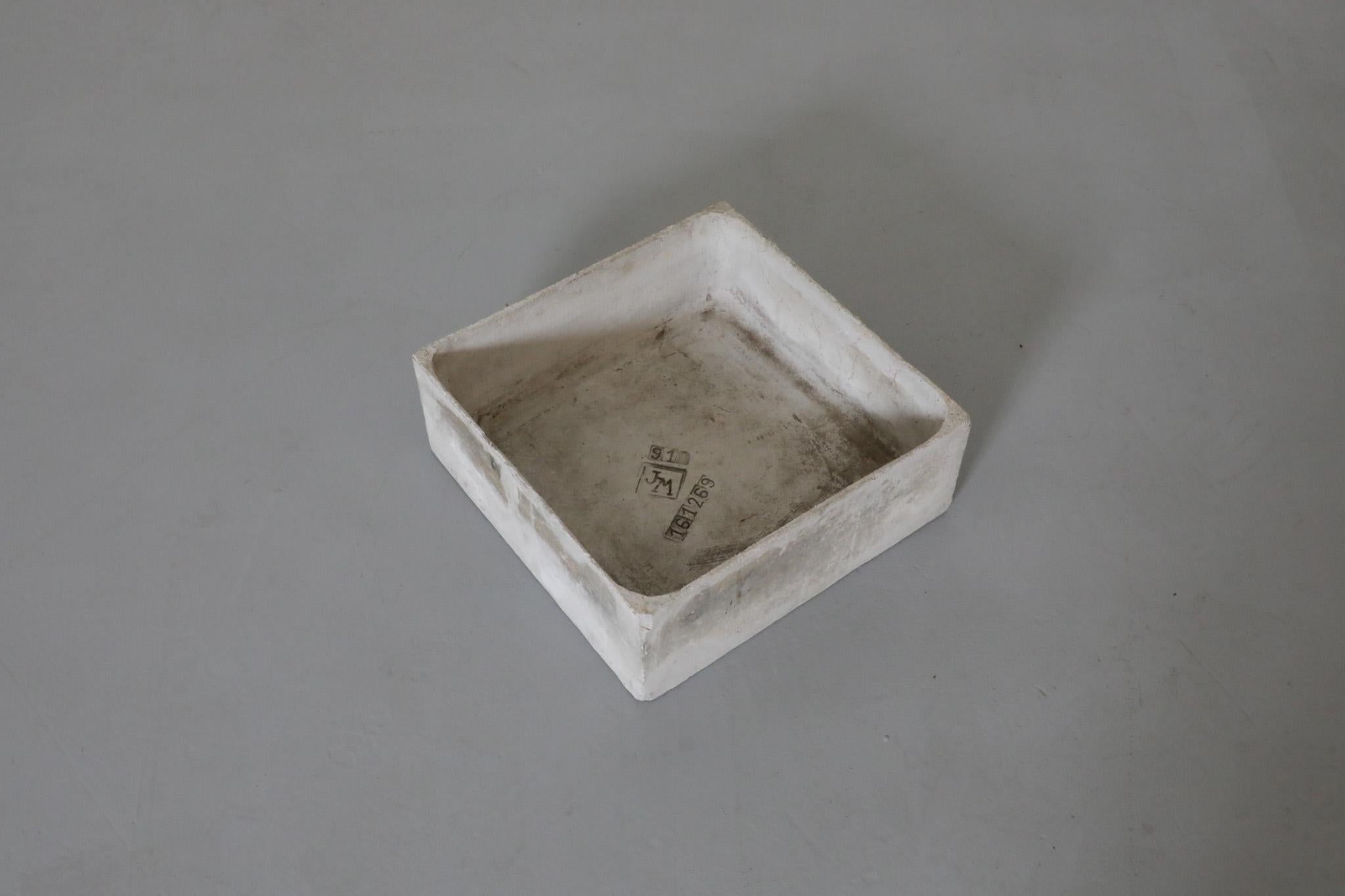 Willy Guhl Style Square Concrete Planter For Sale 1
