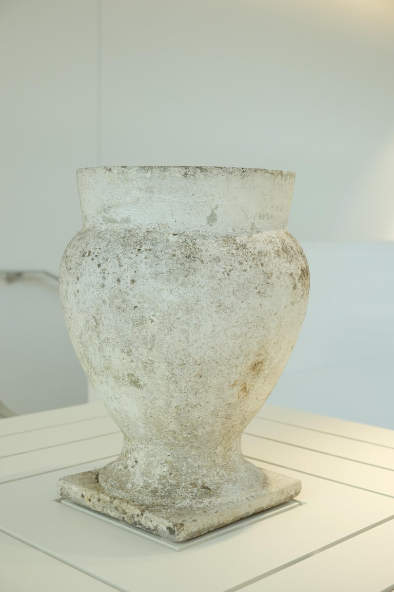 French white painted concrete pot. Exquisite patina, mid-20th century. In the style of Willy Guhl. 