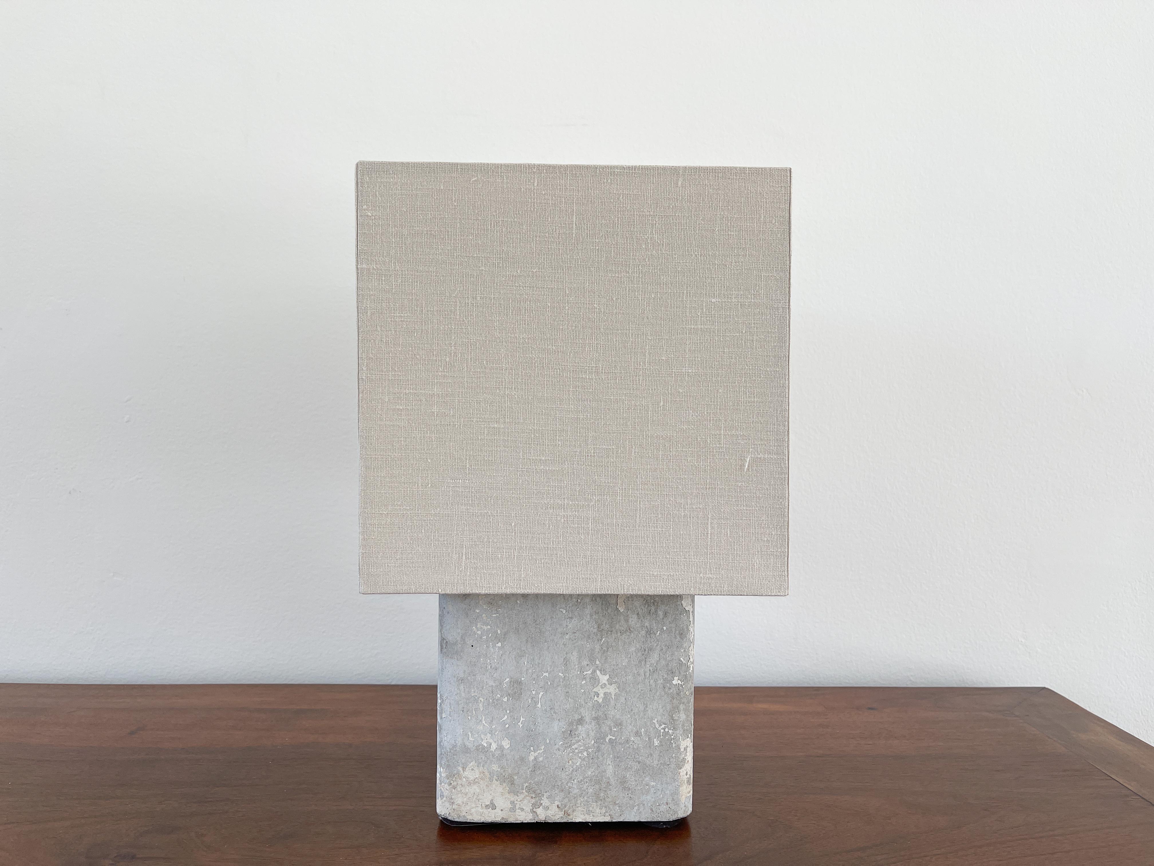 Petite Willy Guhl concrete table lamp with new linen shade 
Priced individually.

Measures : H - 14.75